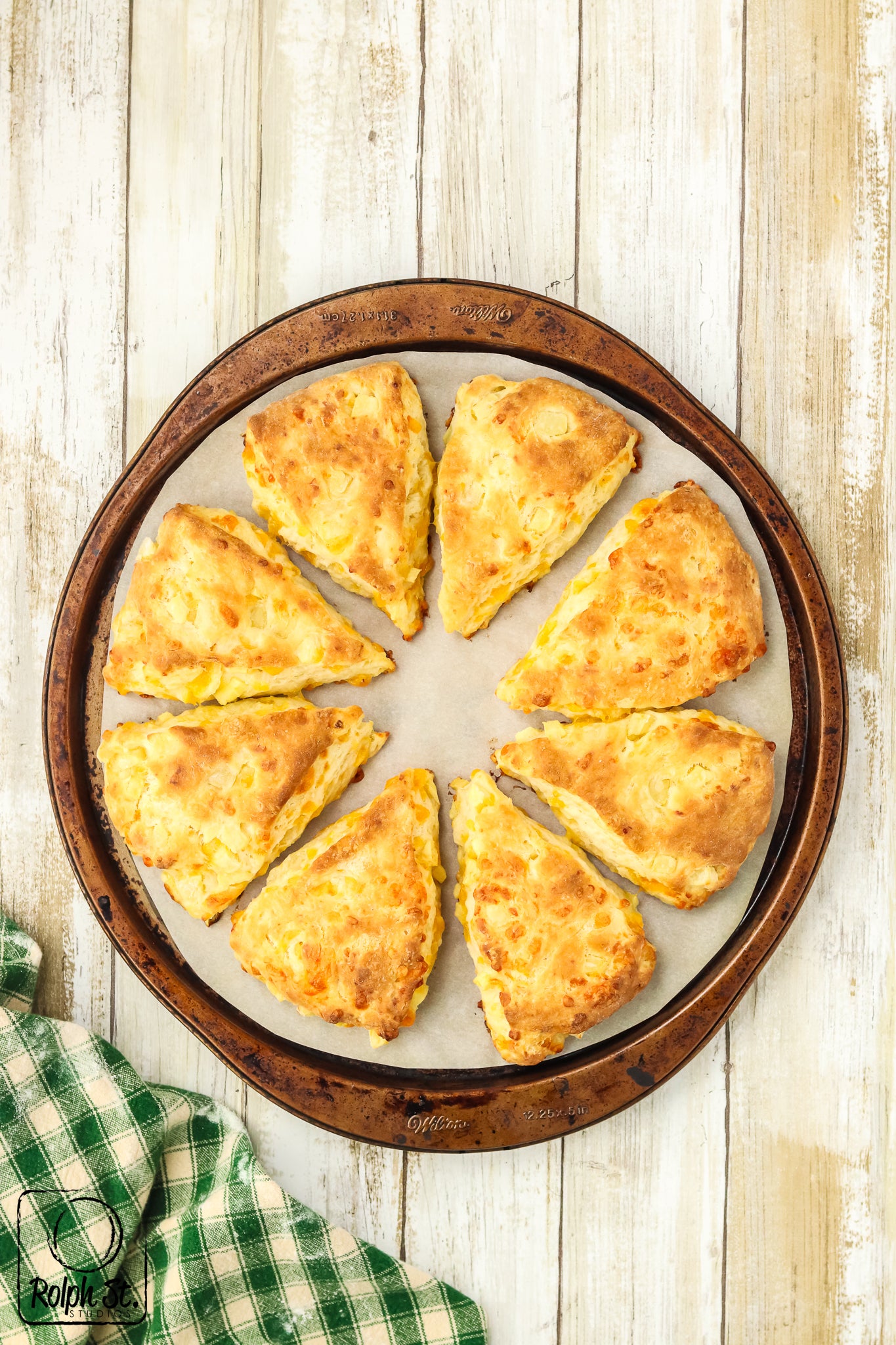 Exclusive Apple Cheddar Scones