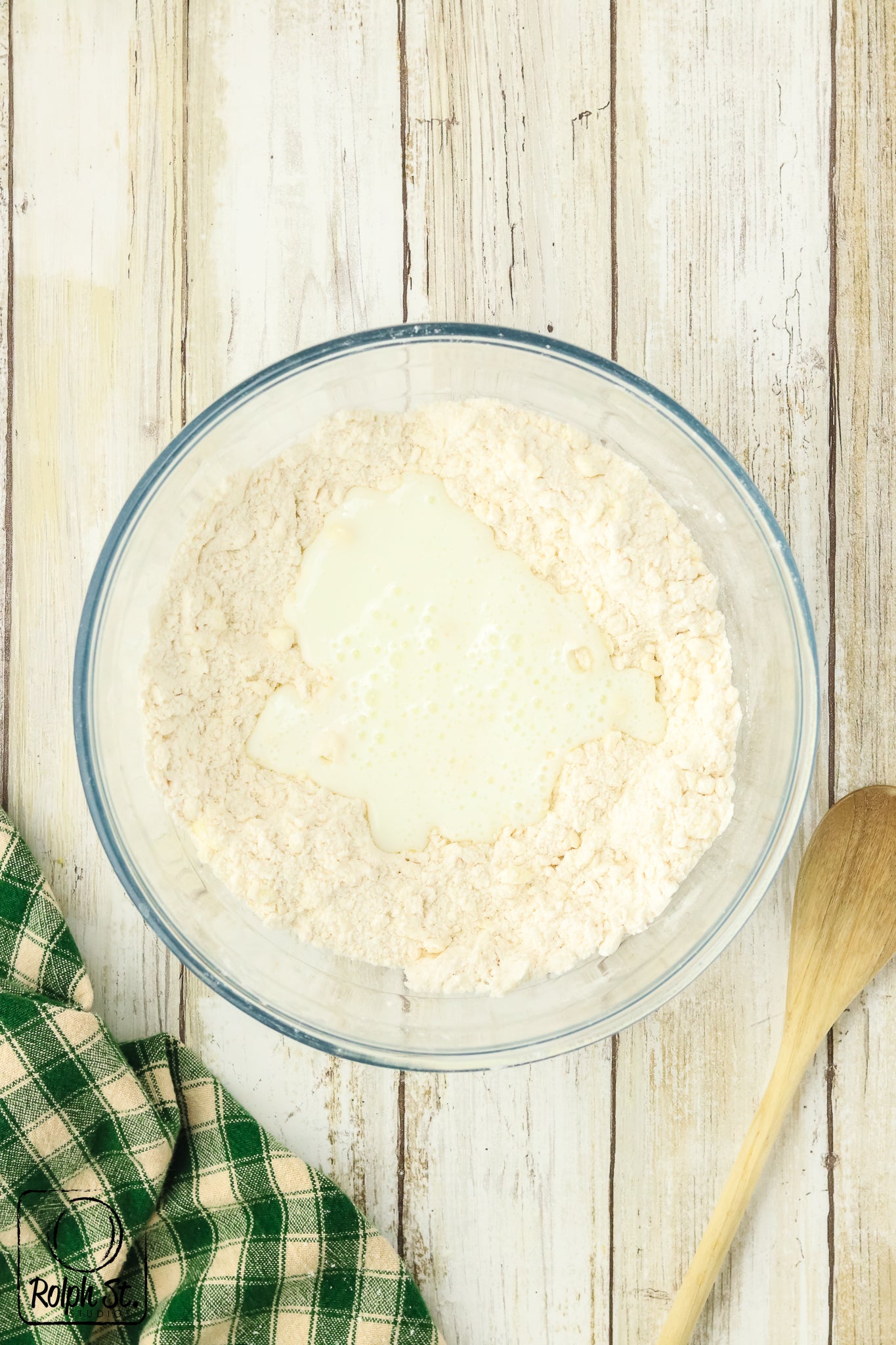 Exclusive Apple Cheddar Scones