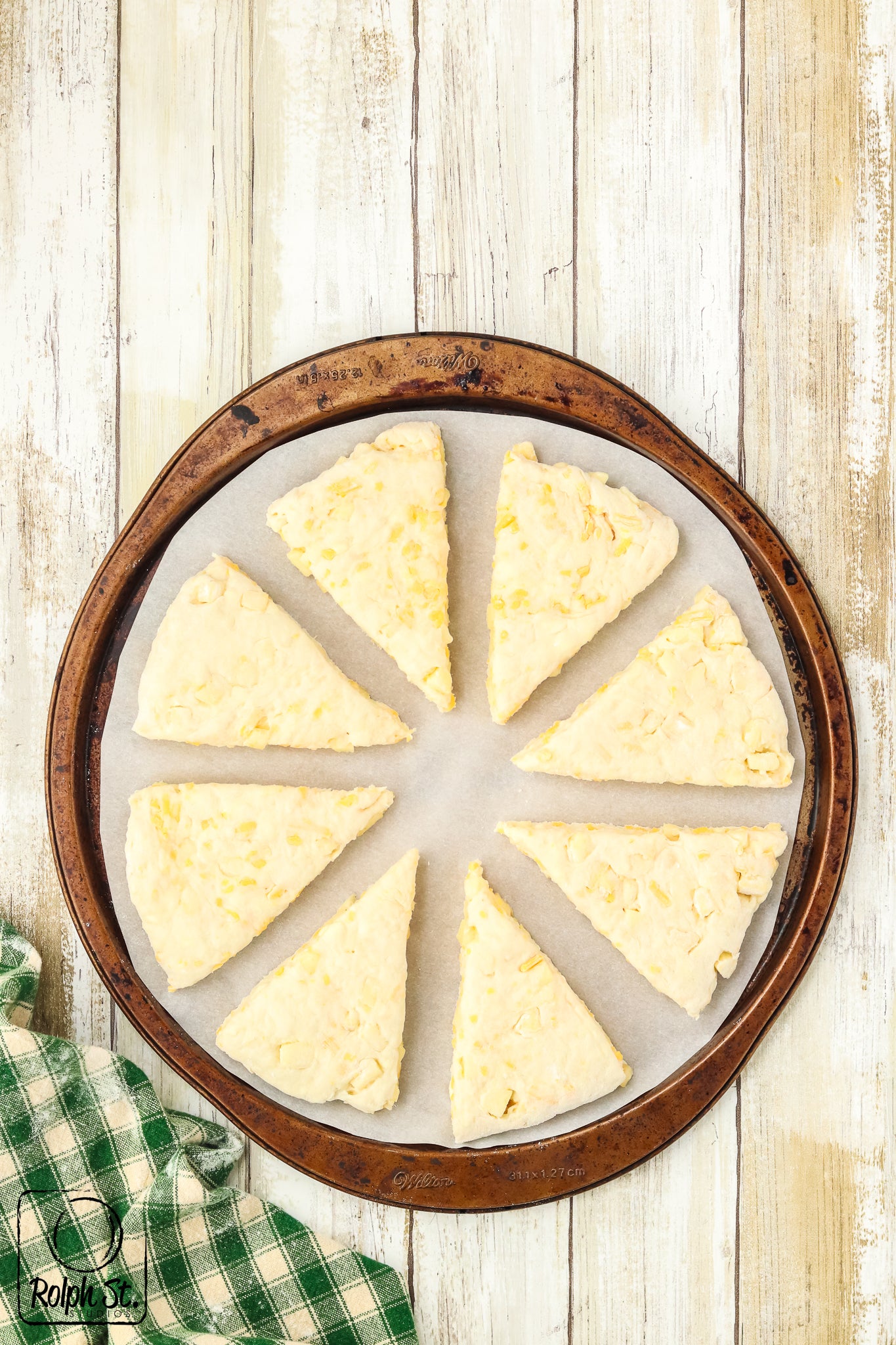 Exclusive Apple Cheddar Scones