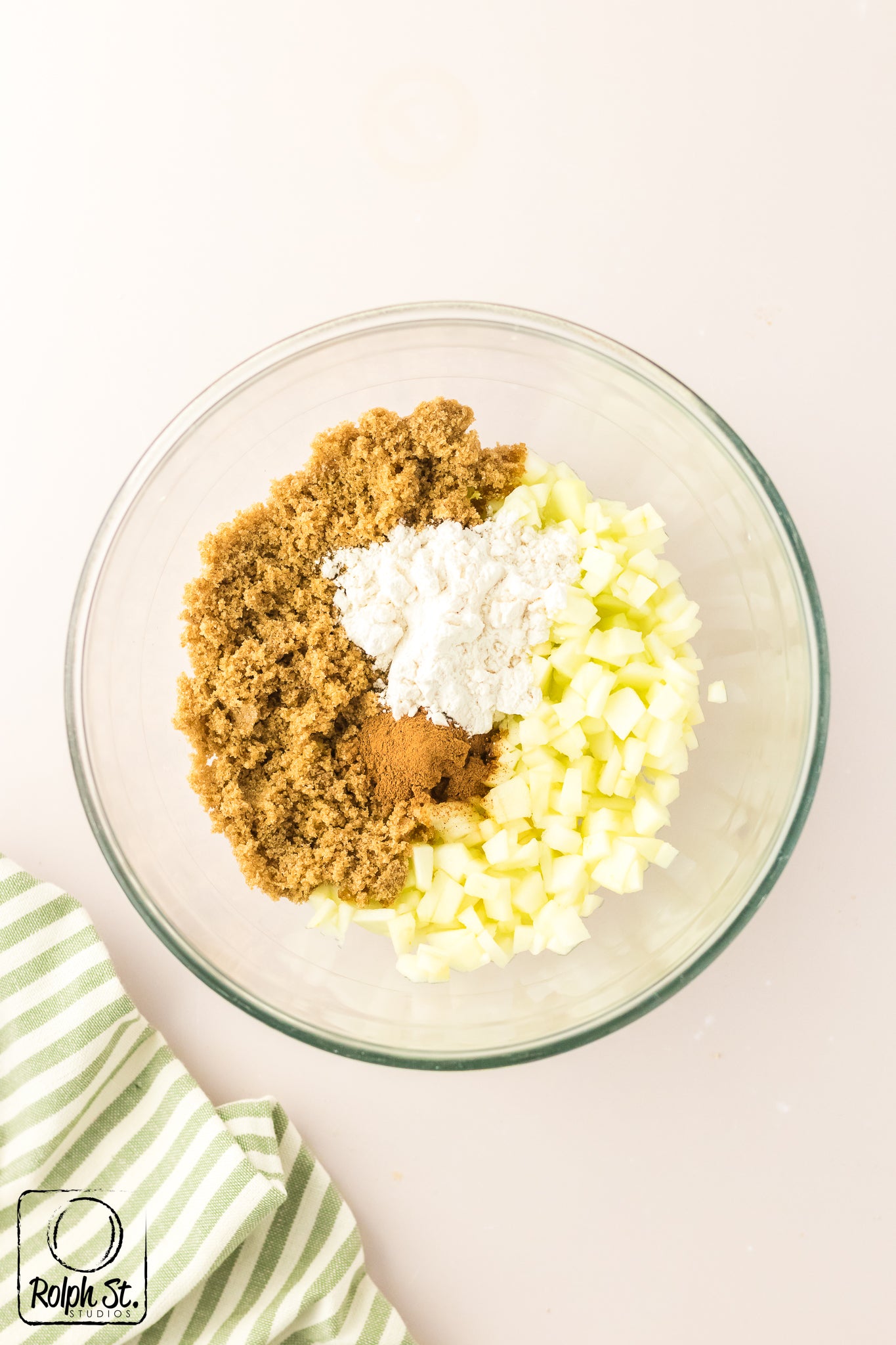 Exclusive Apple Streusel Coffee Cake