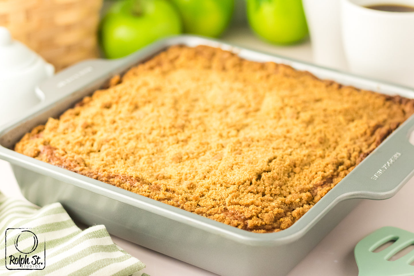 Exclusive Apple Streusel Coffee Cake