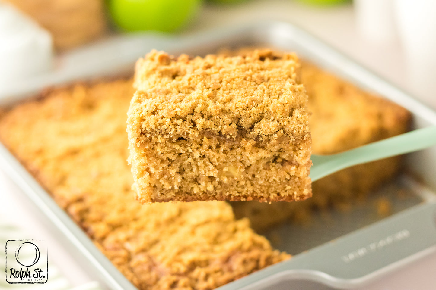 Exclusive Apple Streusel Coffee Cake