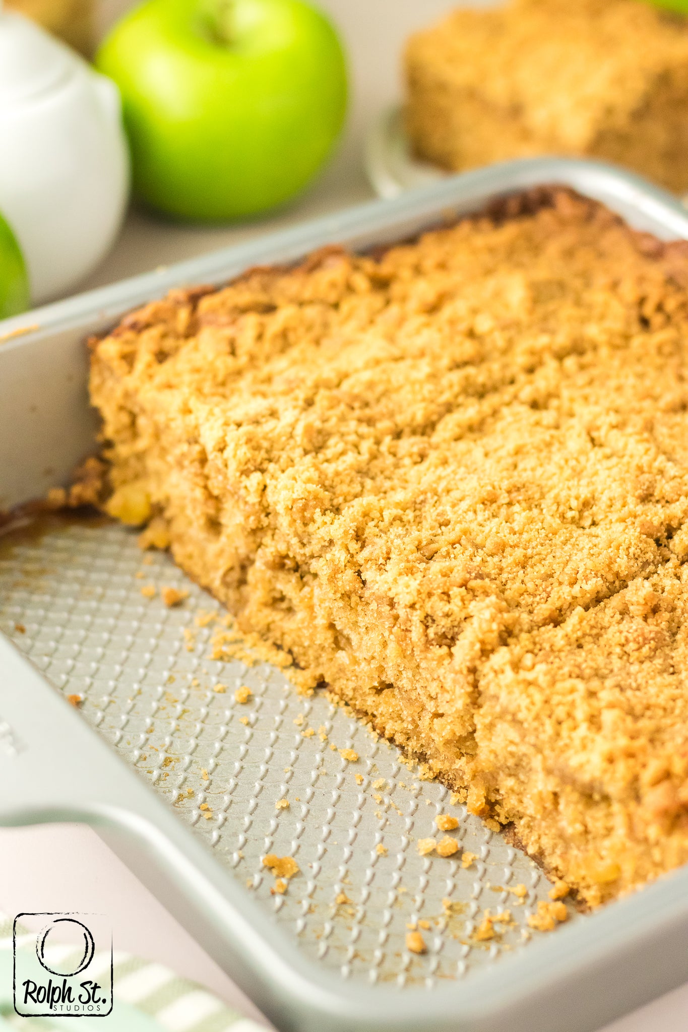 Exclusive Apple Streusel Coffee Cake