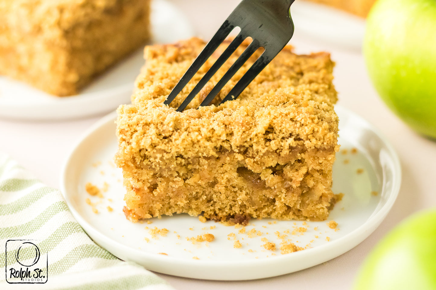 Exclusive Apple Streusel Coffee Cake