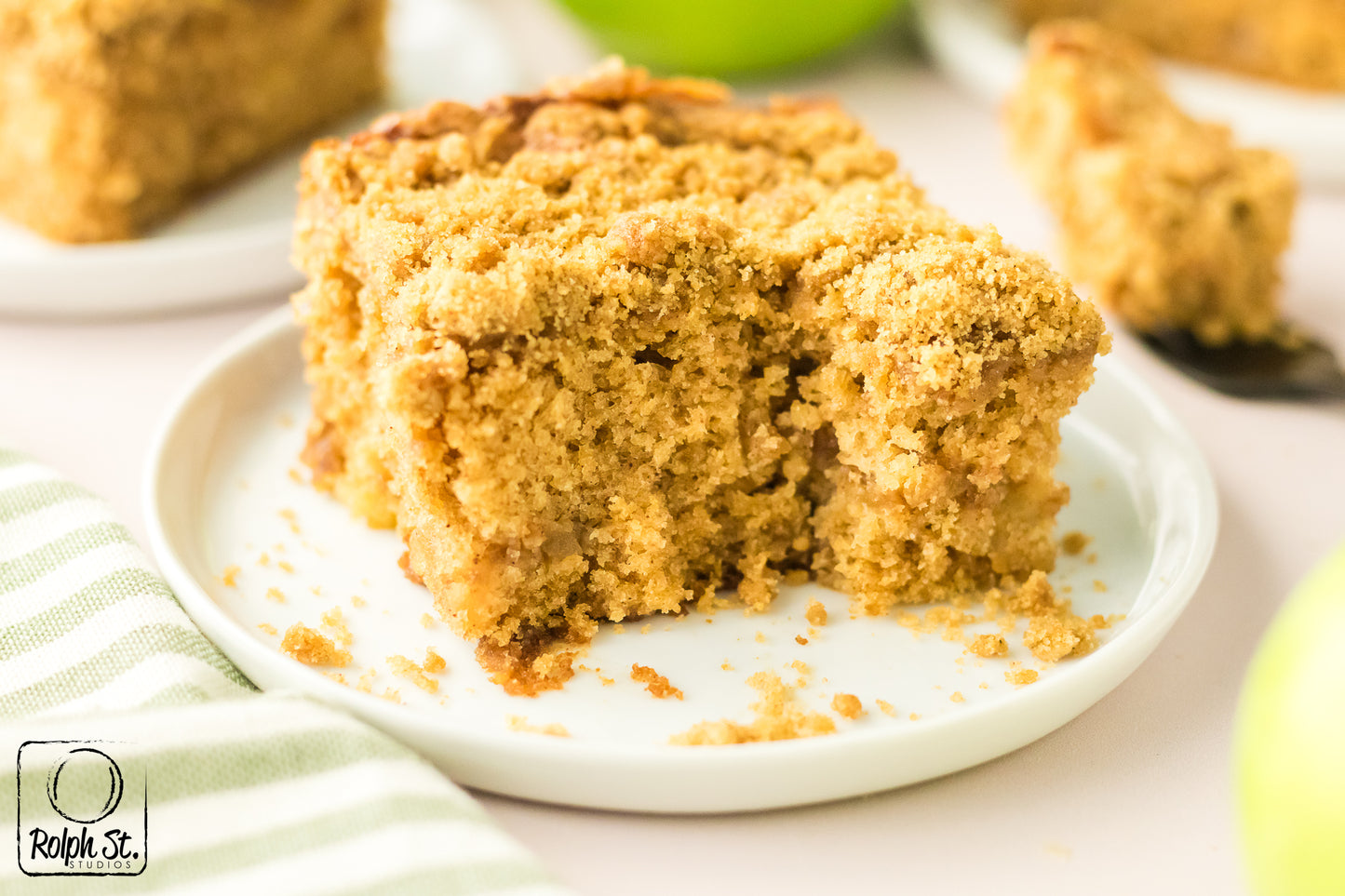 Exclusive Apple Streusel Coffee Cake