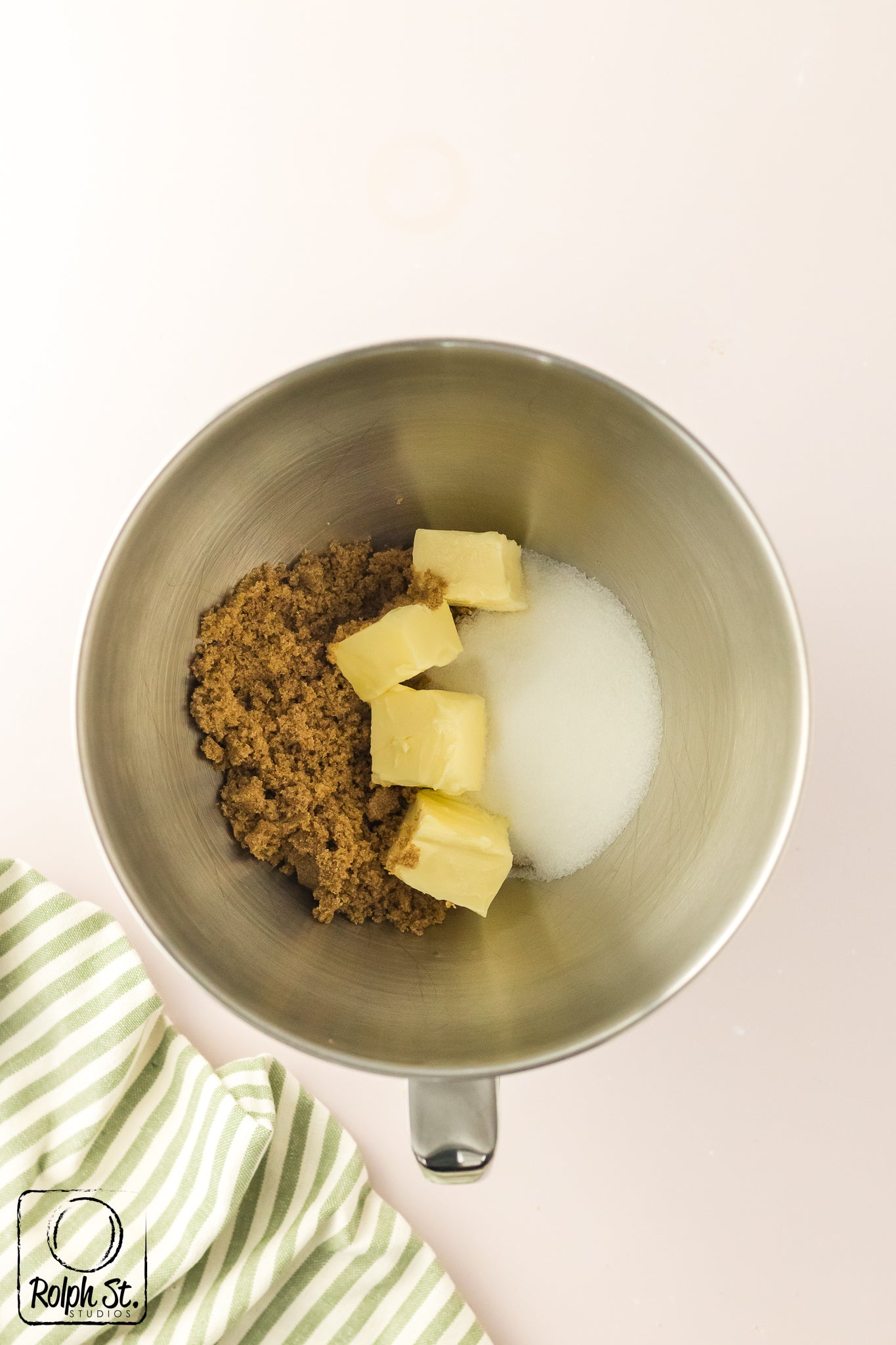Exclusive Apple Streusel Coffee Cake