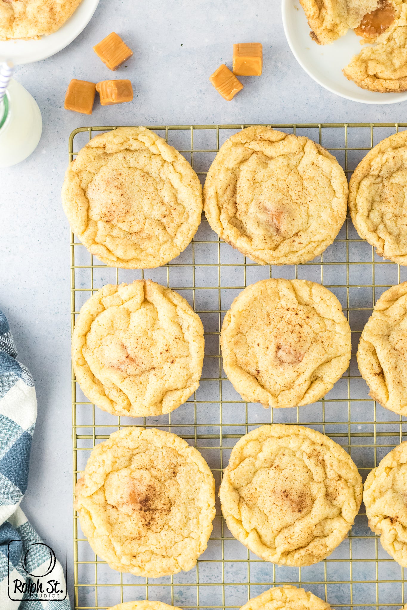 Exclusive Caramel Stuffed Snickerdoodles
