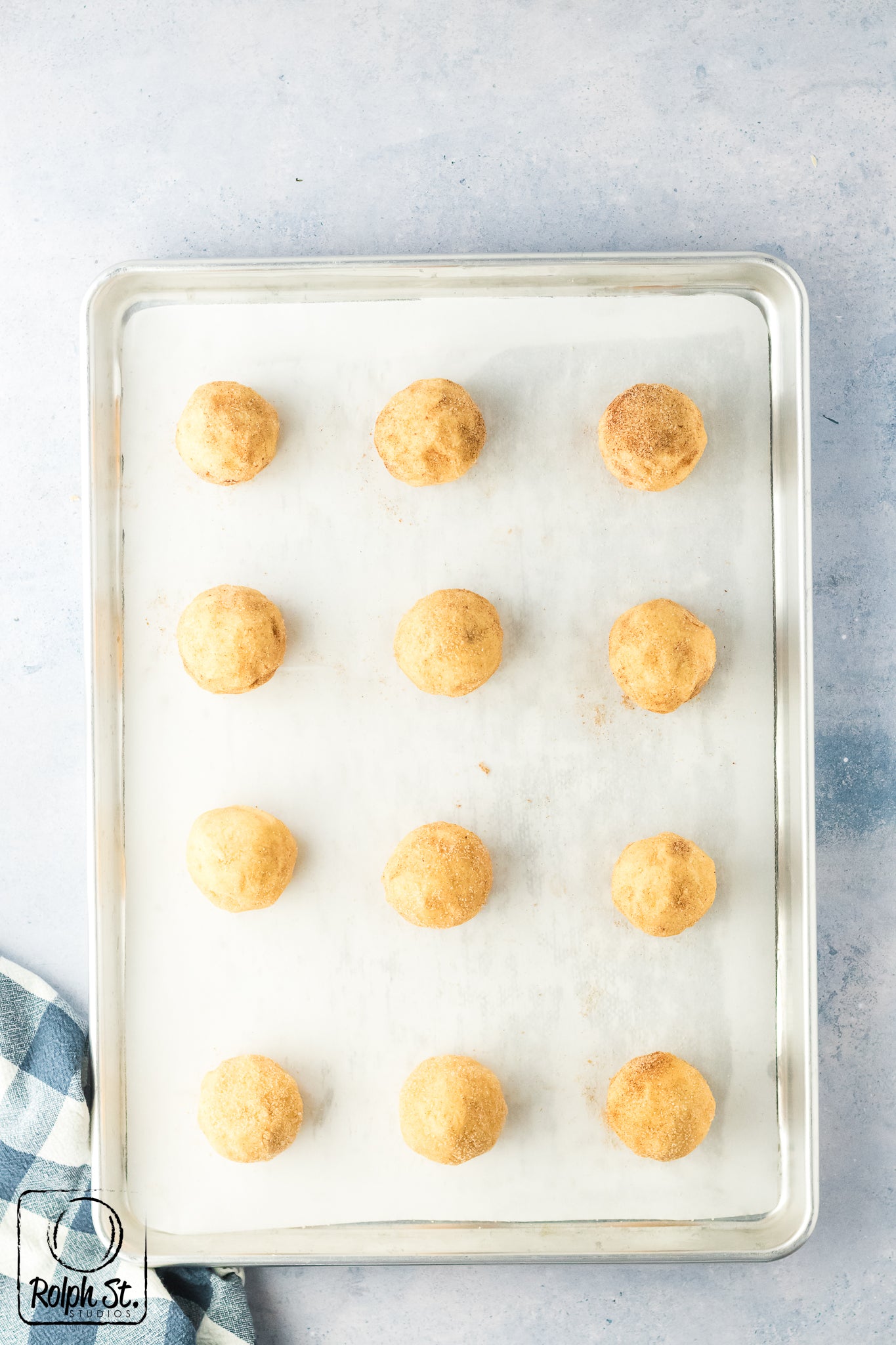 Exclusive Caramel Stuffed Snickerdoodles