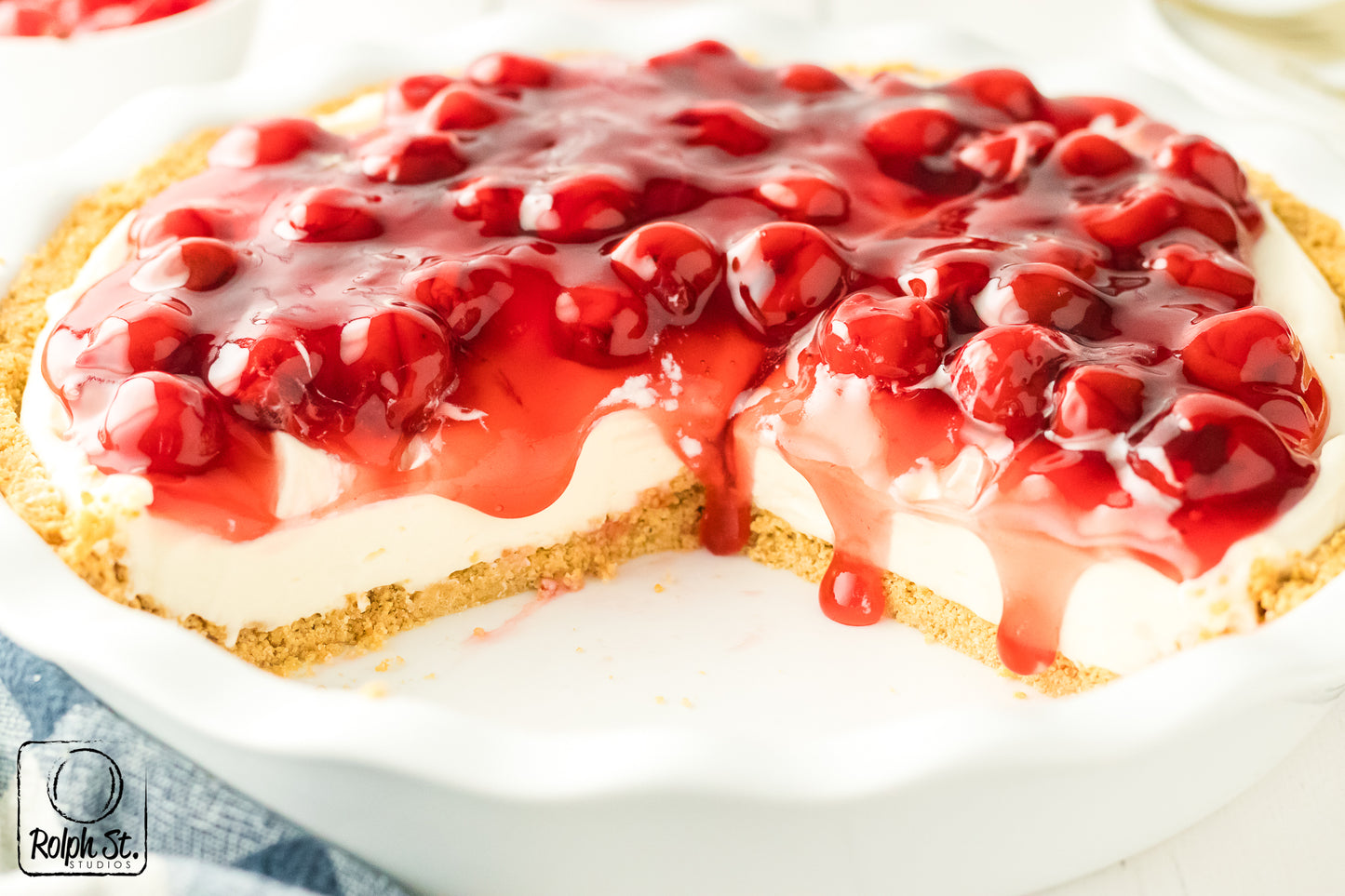 Exclusive No-Bake Cherry Cheesecake
