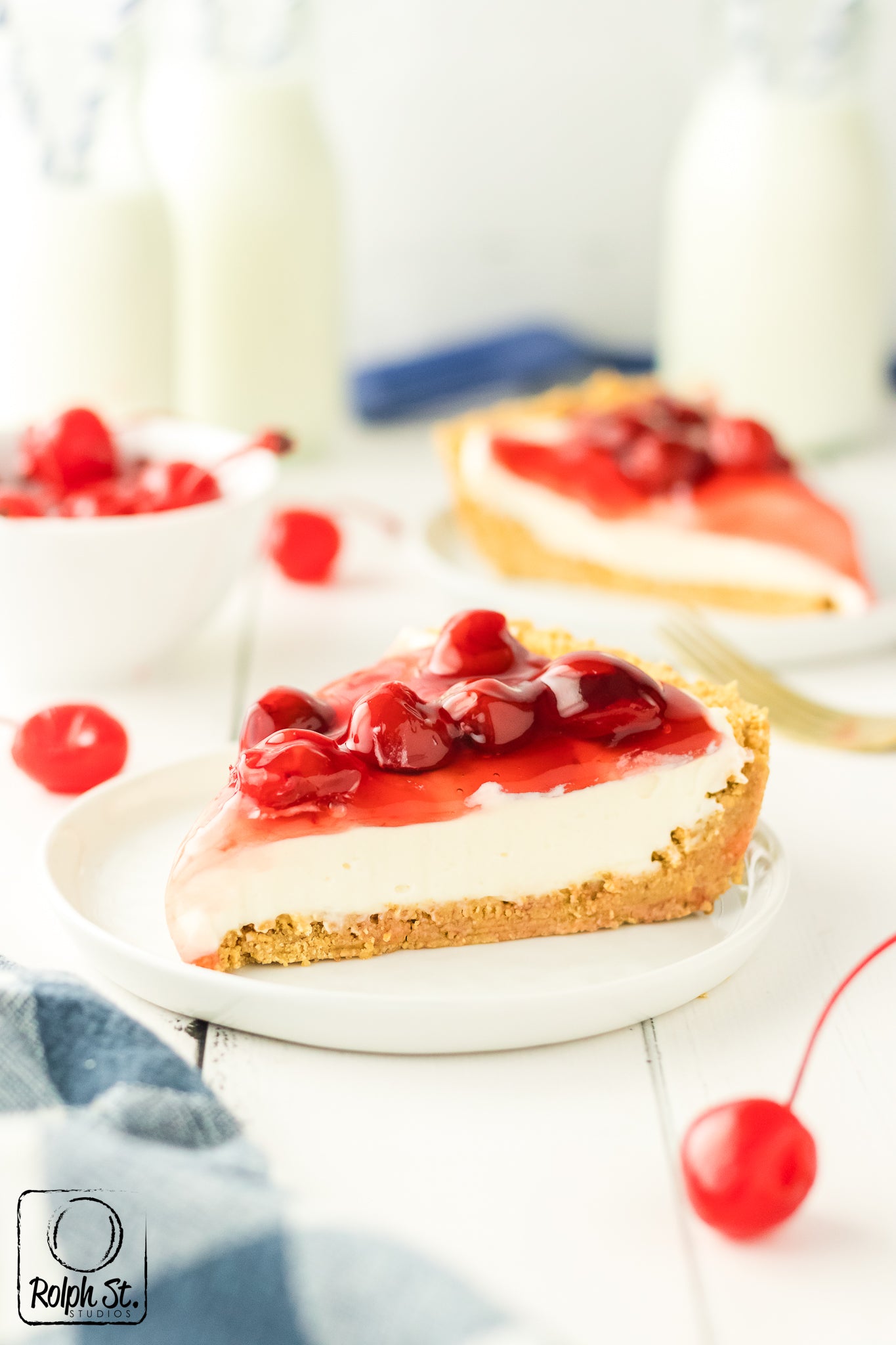 Exclusive No-Bake Cherry Cheesecake