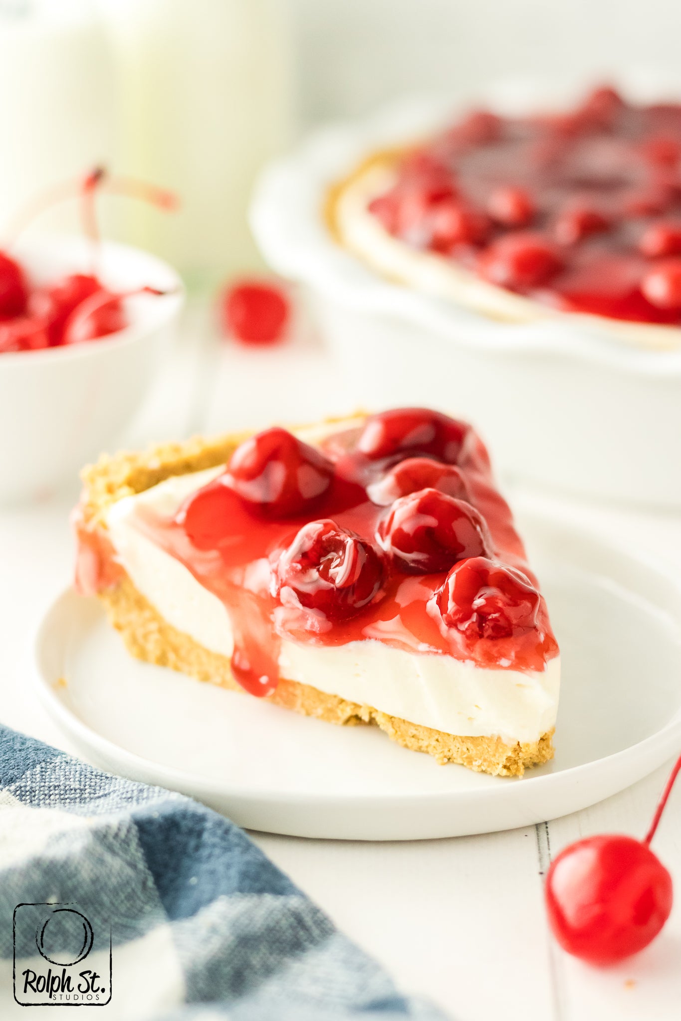 Exclusive No-Bake Cherry Cheesecake