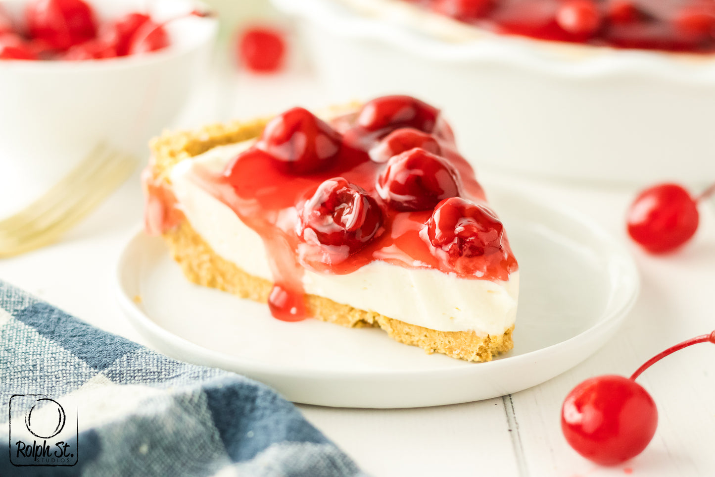 Exclusive No-Bake Cherry Cheesecake