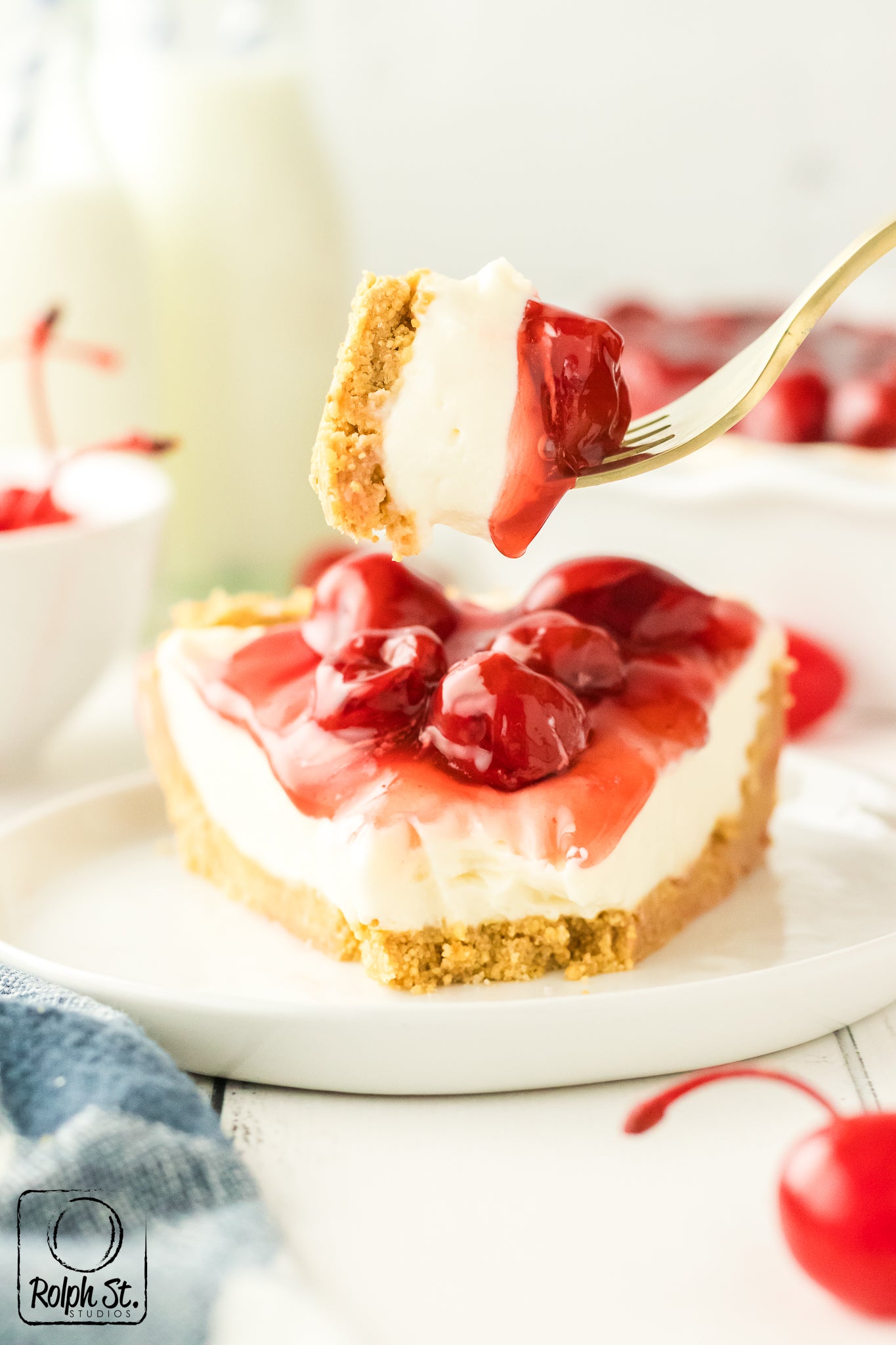 Exclusive No-Bake Cherry Cheesecake