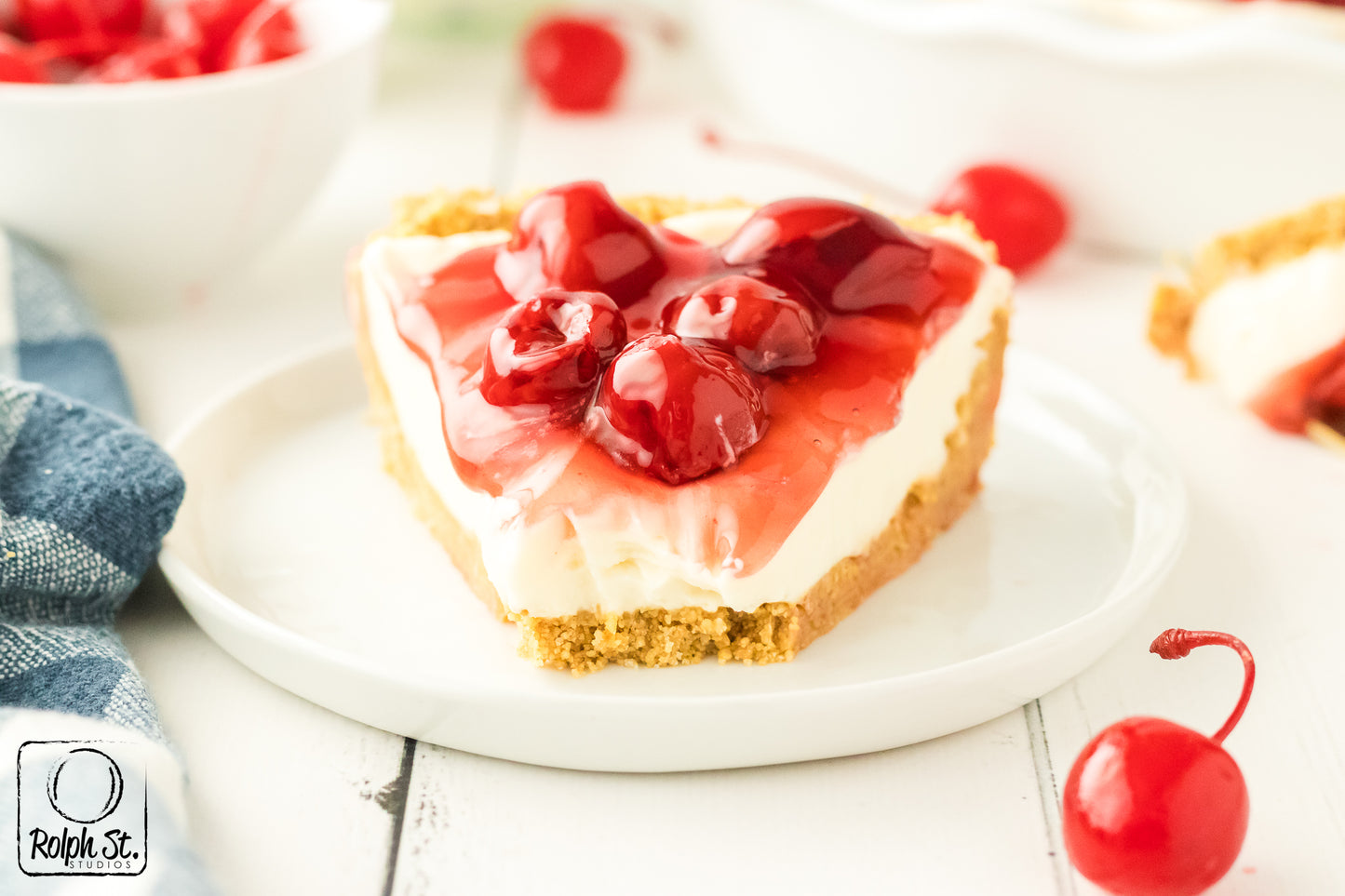 Exclusive No-Bake Cherry Cheesecake