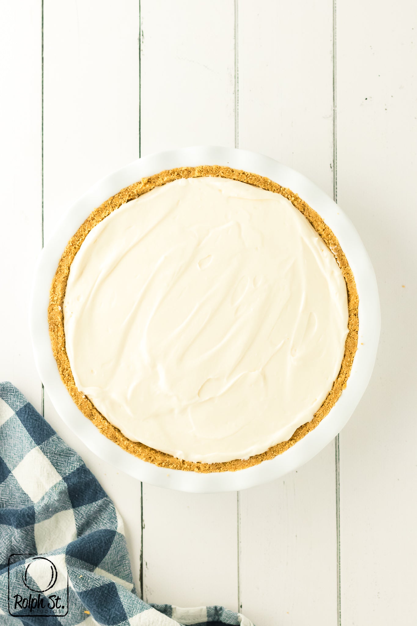 Exclusive No-Bake Cherry Cheesecake