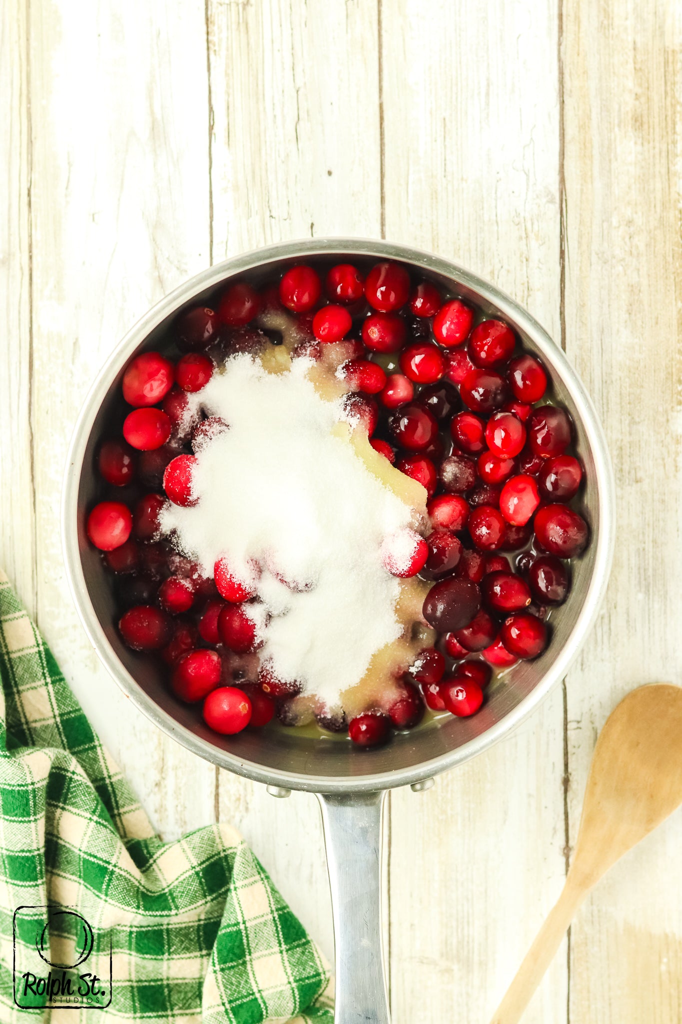 Exclusive Cranberry Meringue Pie
