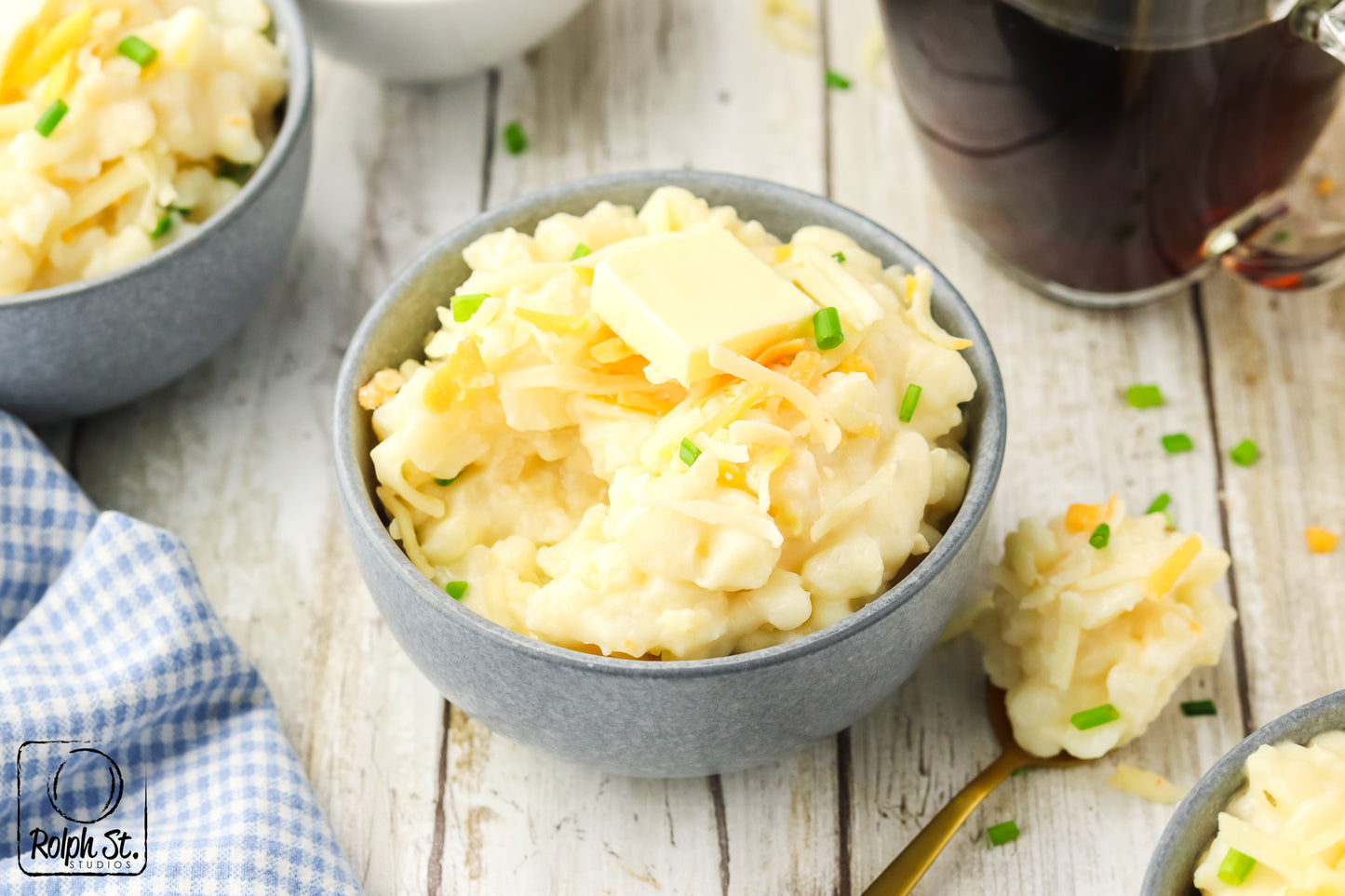 Exclusive Instant Pot Cheesy Grits