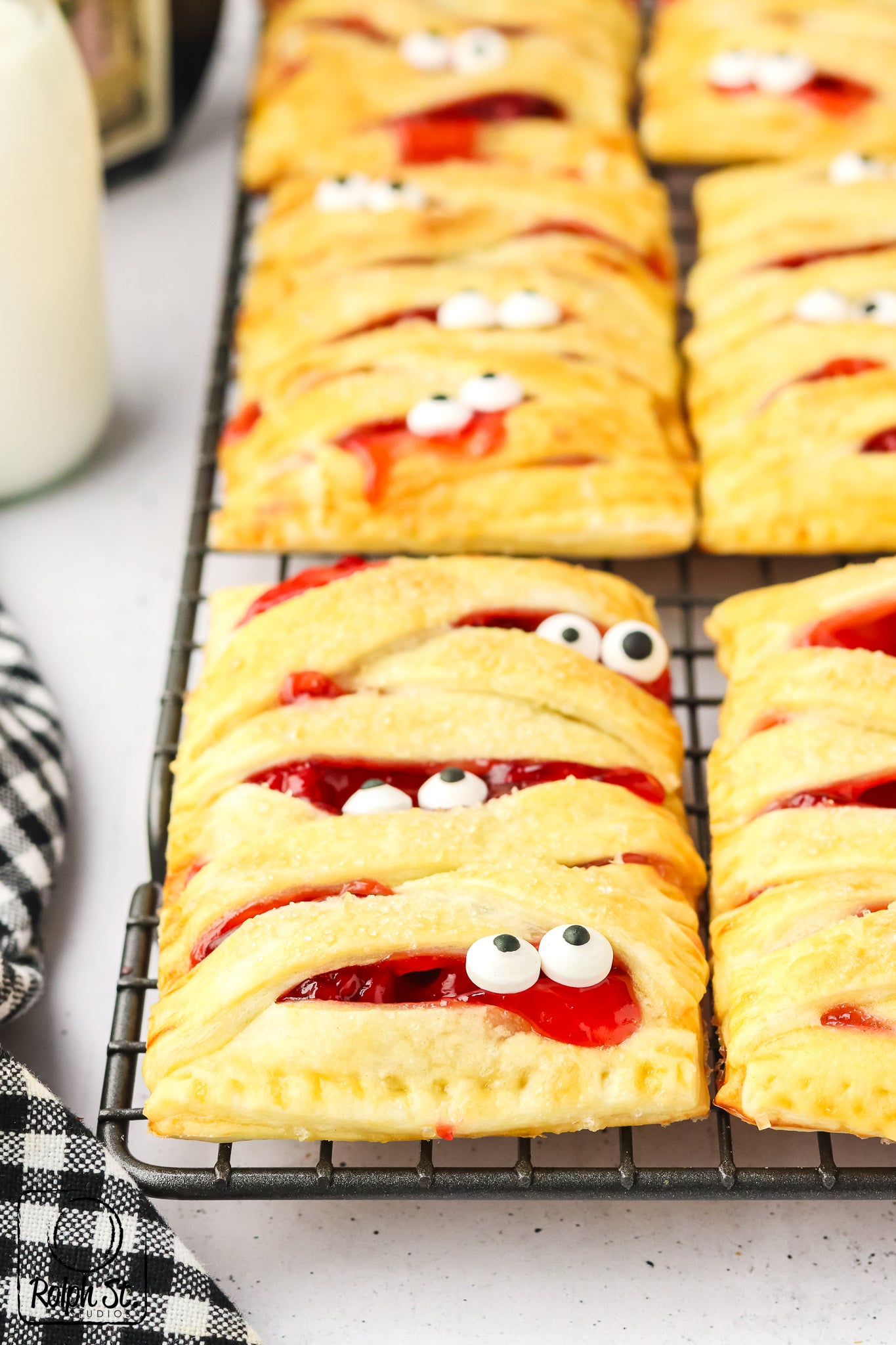 Exclusive Mummy Puff Pastries