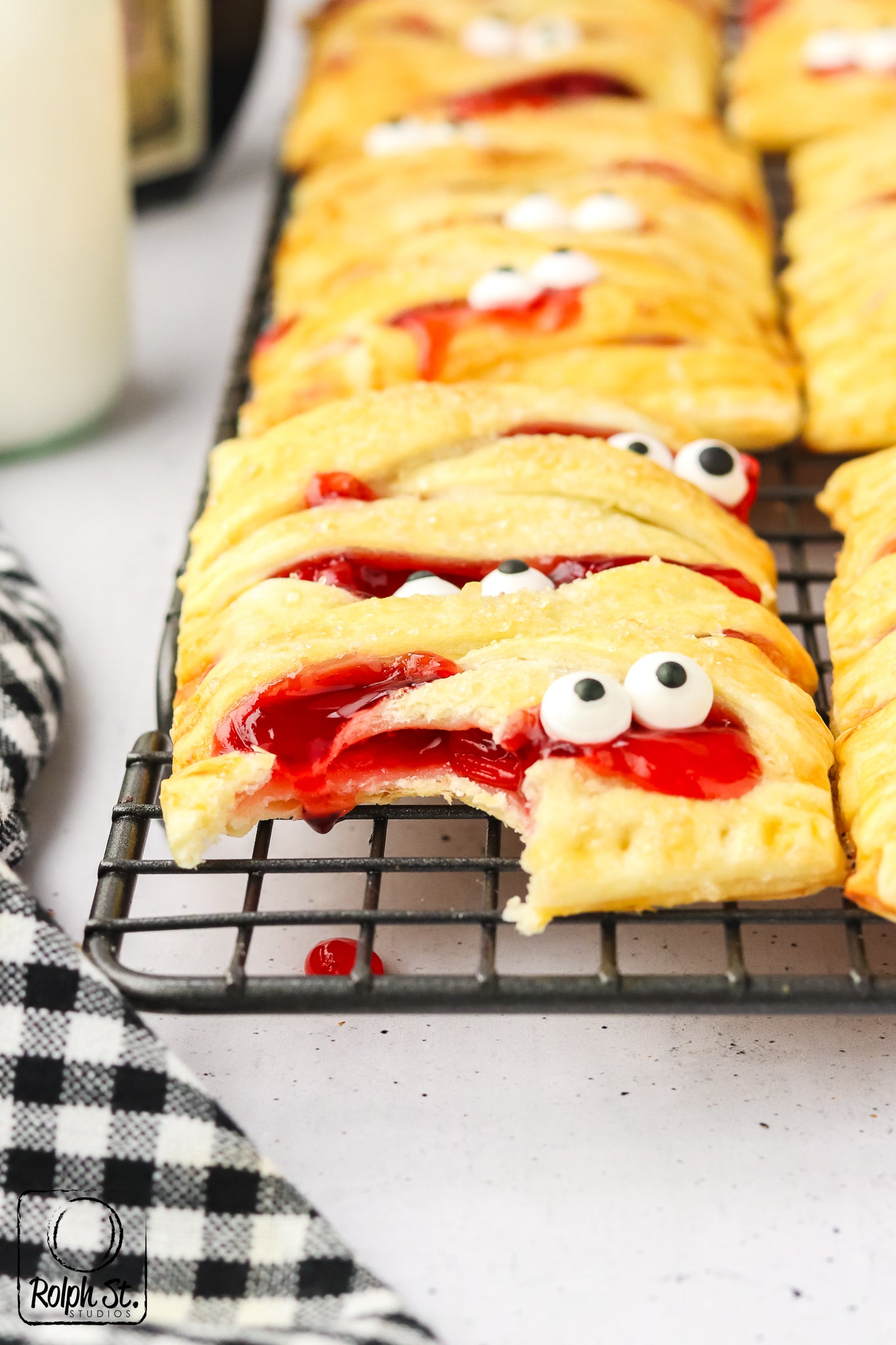 Exclusive Mummy Puff Pastries