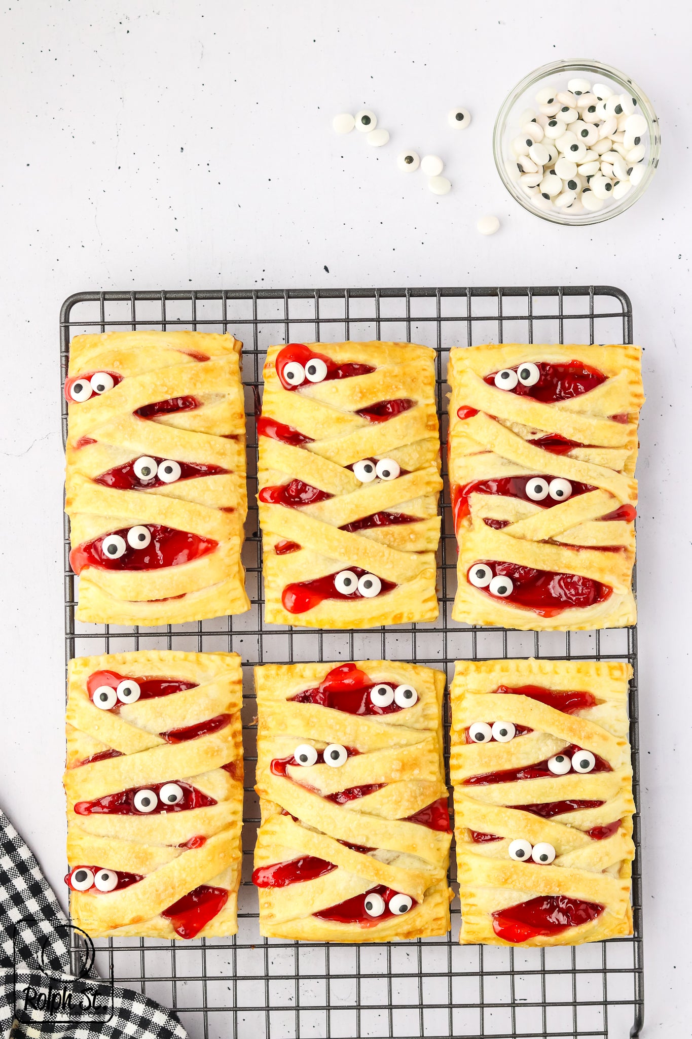 Exclusive Mummy Puff Pastries