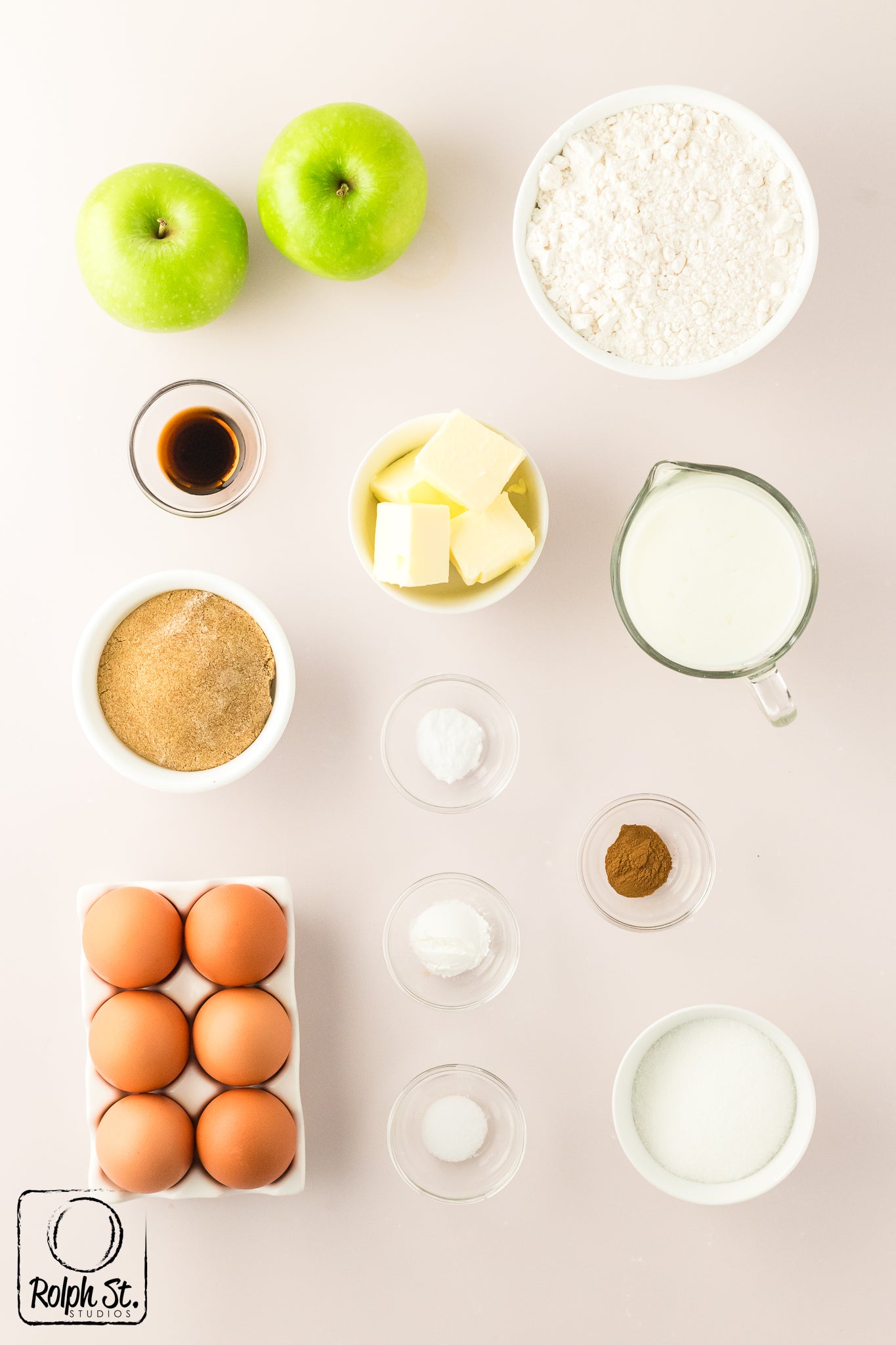 Exclusive Apple Streusel Coffee Cake