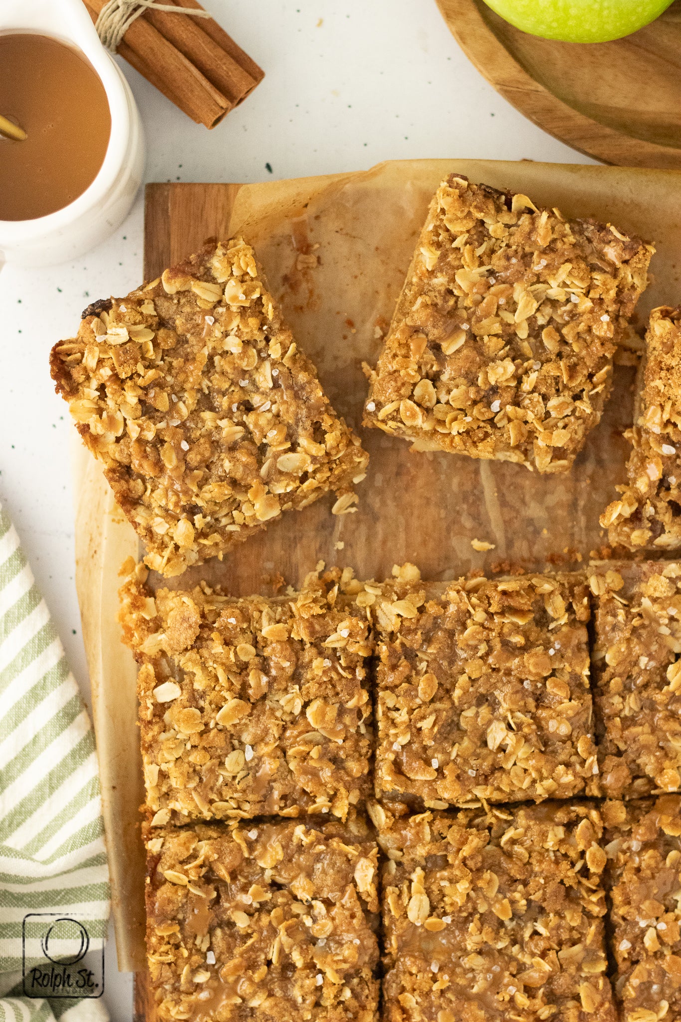 Exclusive Apple Pie Bars