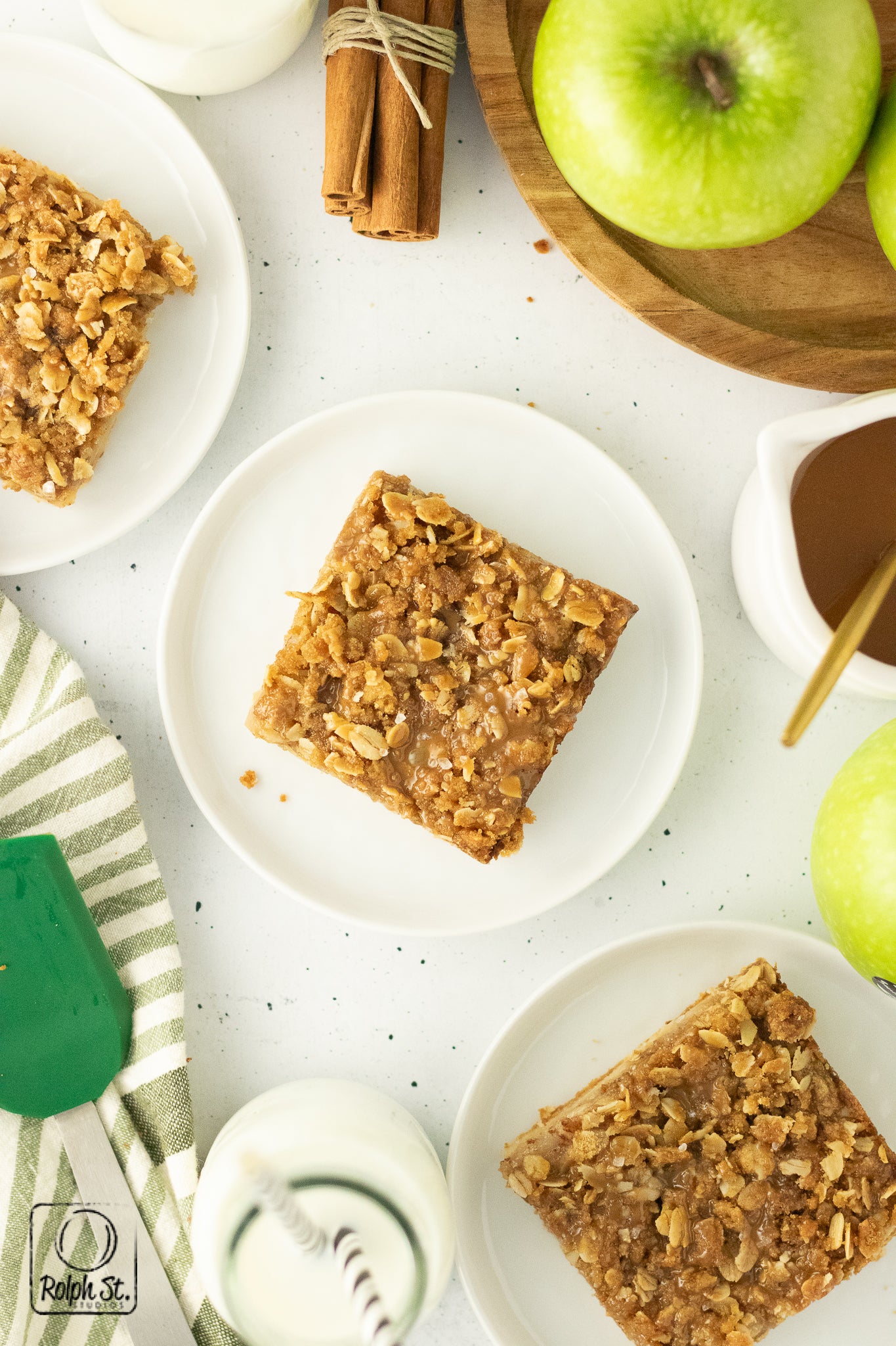 Exclusive Apple Pie Bars