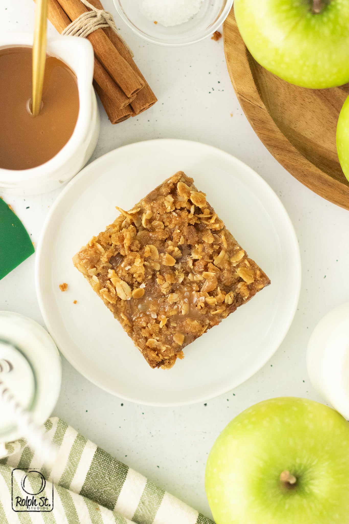 Exclusive Apple Pie Bars