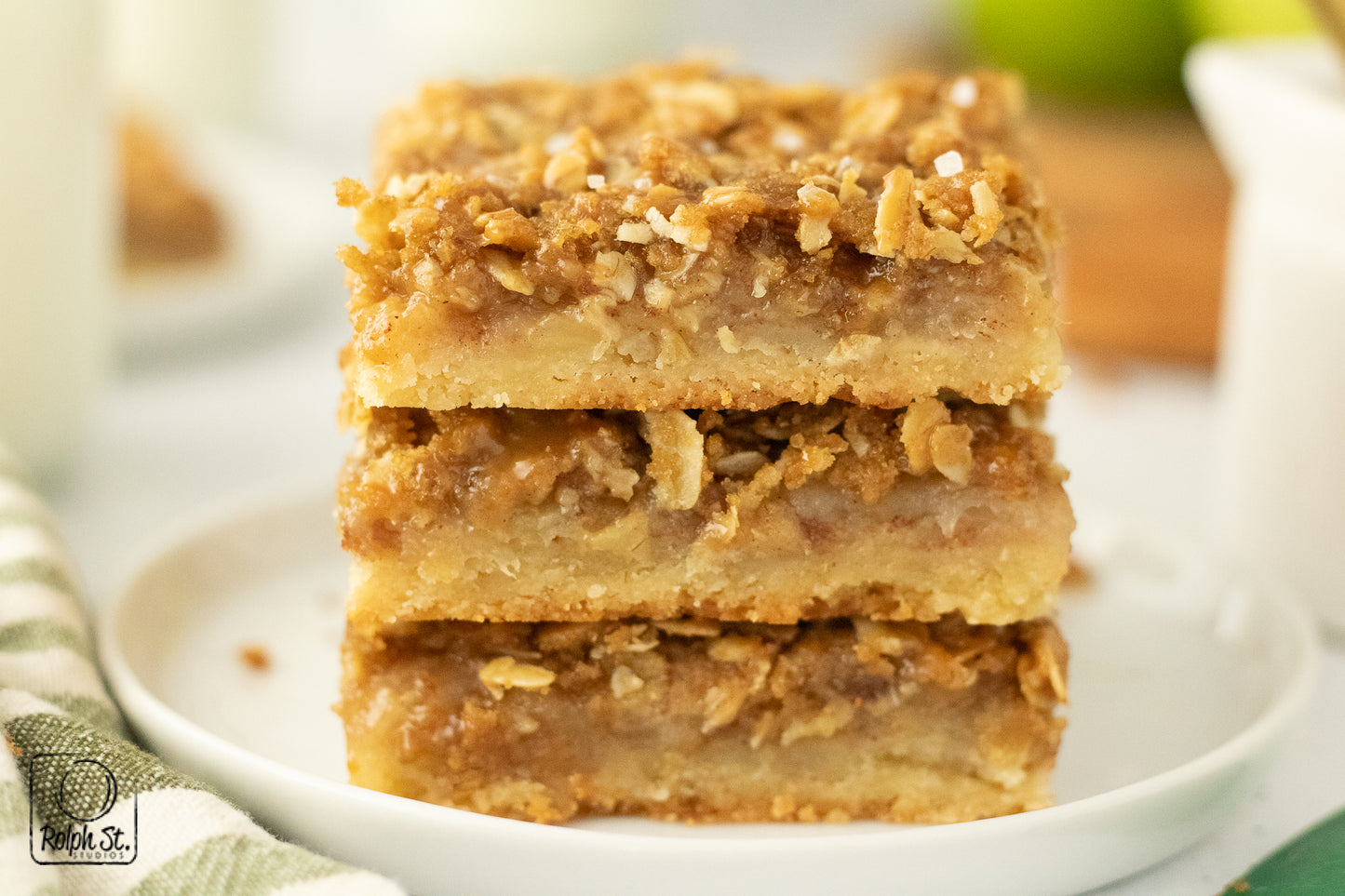 Exclusive Apple Pie Bars