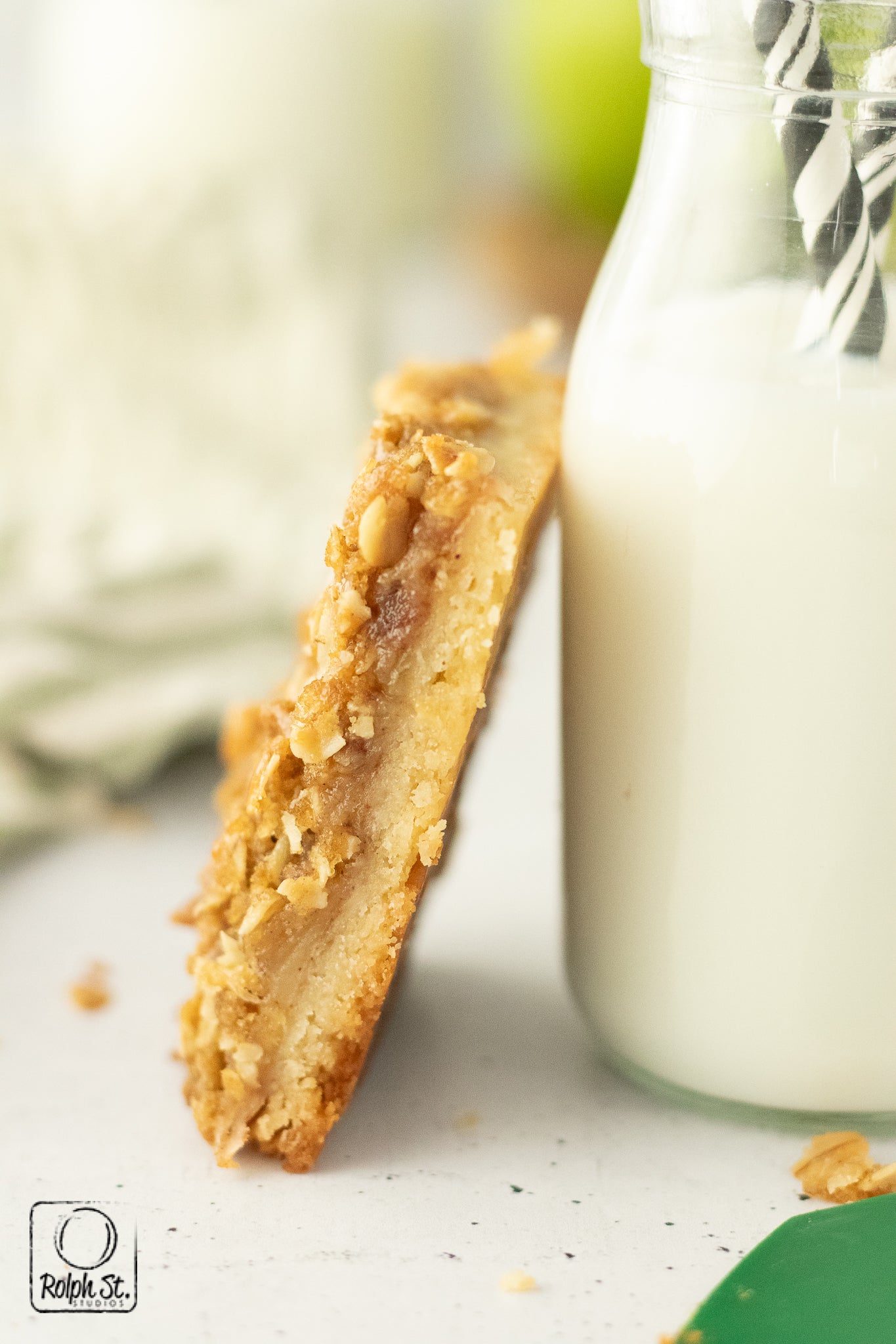 Exclusive Apple Pie Bars