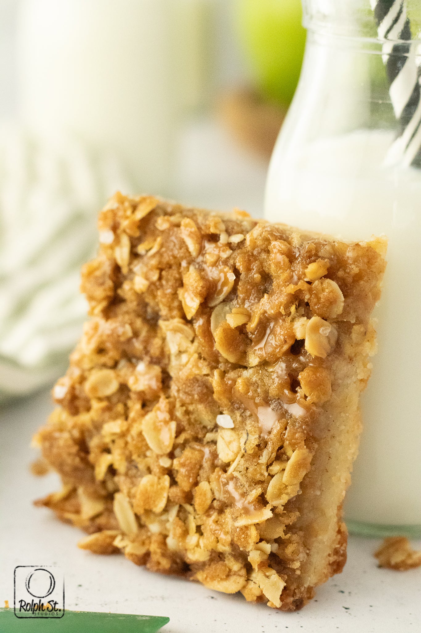Exclusive Apple Pie Bars