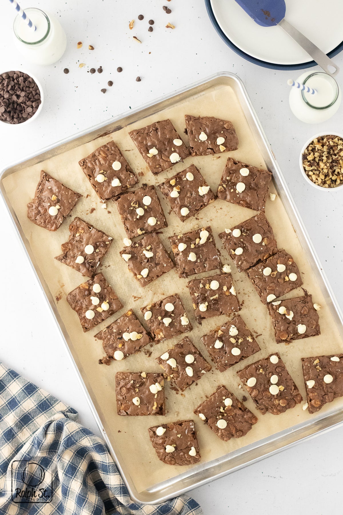 Exclusive Brownie Brittle
