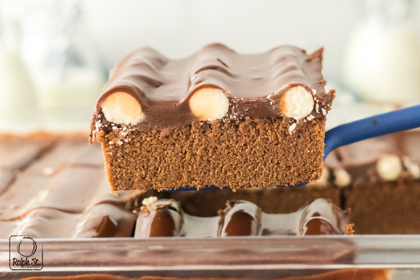 Exclusive Bumpy Cake