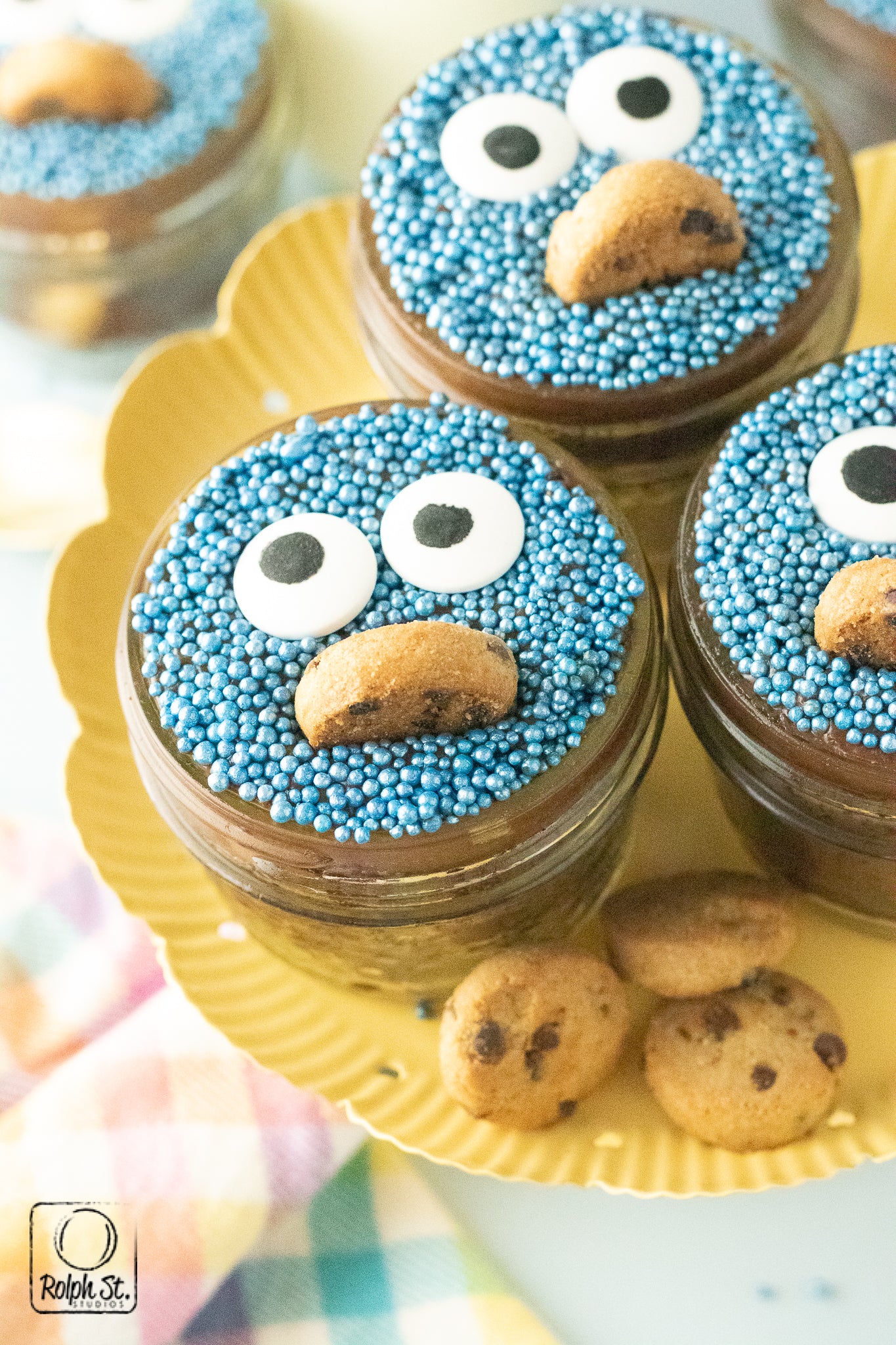 Exclusive Cookie Monster Dot Cake