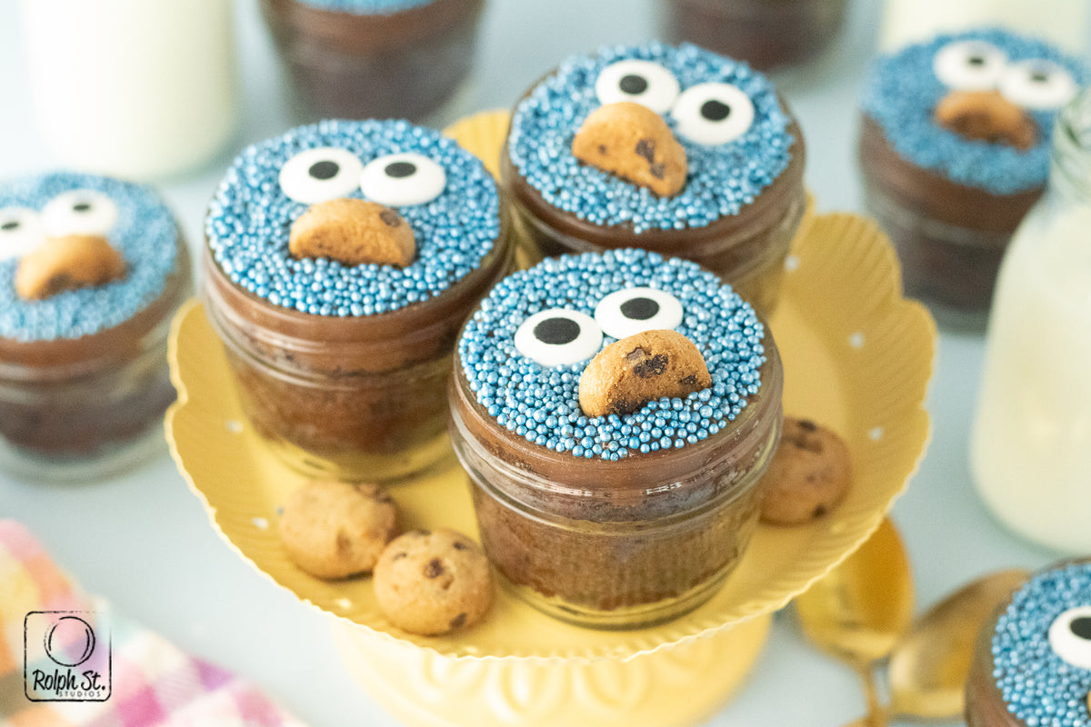 Exclusive Cookie Monster Dot Cake