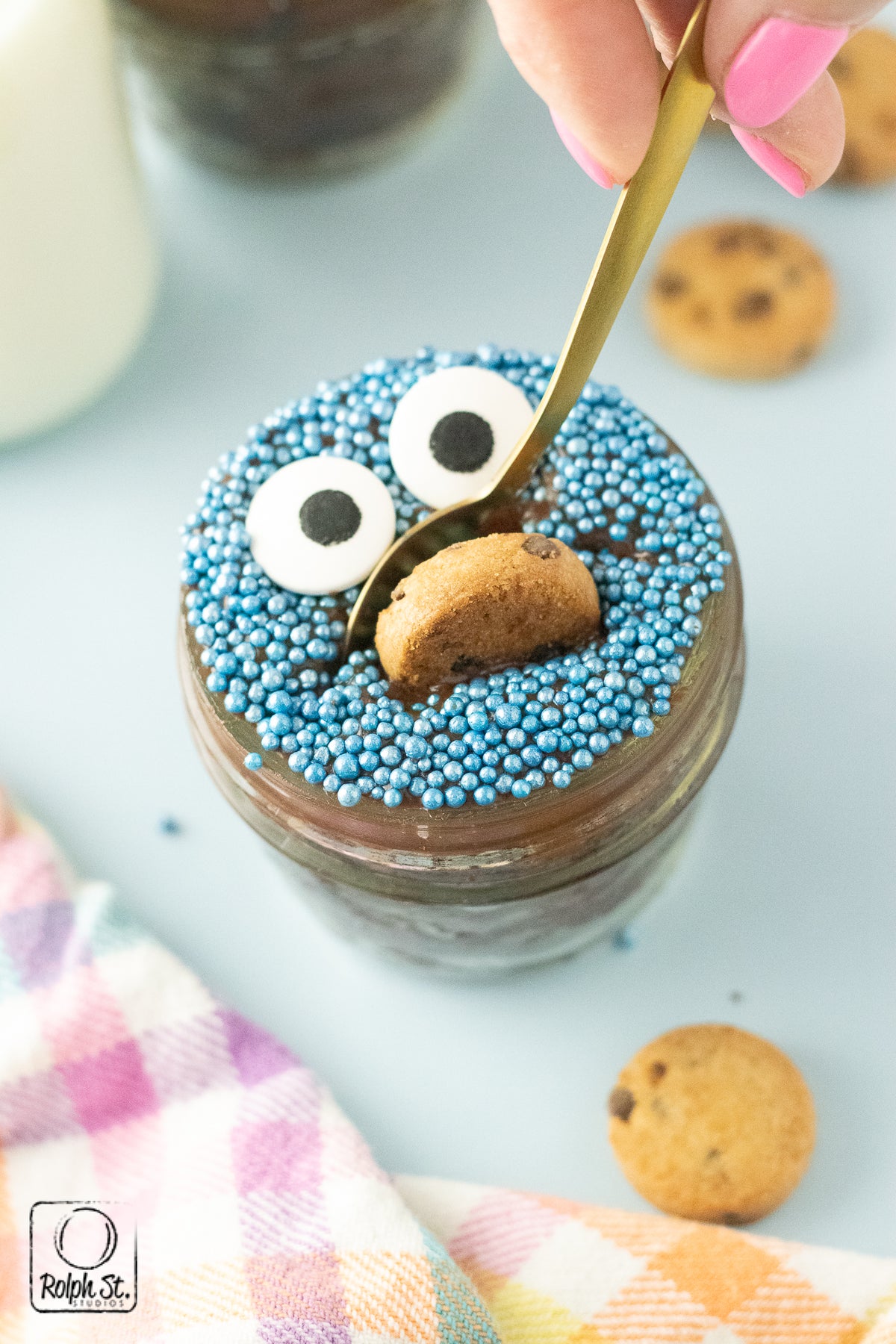 Exclusive Cookie Monster Dot Cake