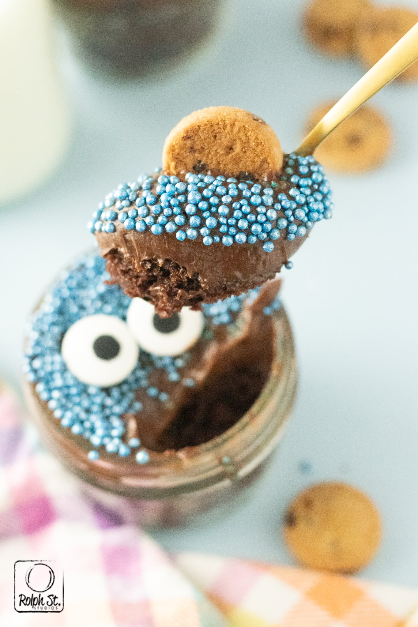 Exclusive Cookie Monster Dot Cake