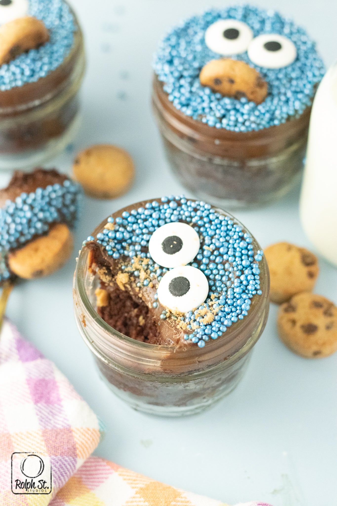 Exclusive Cookie Monster Dot Cake