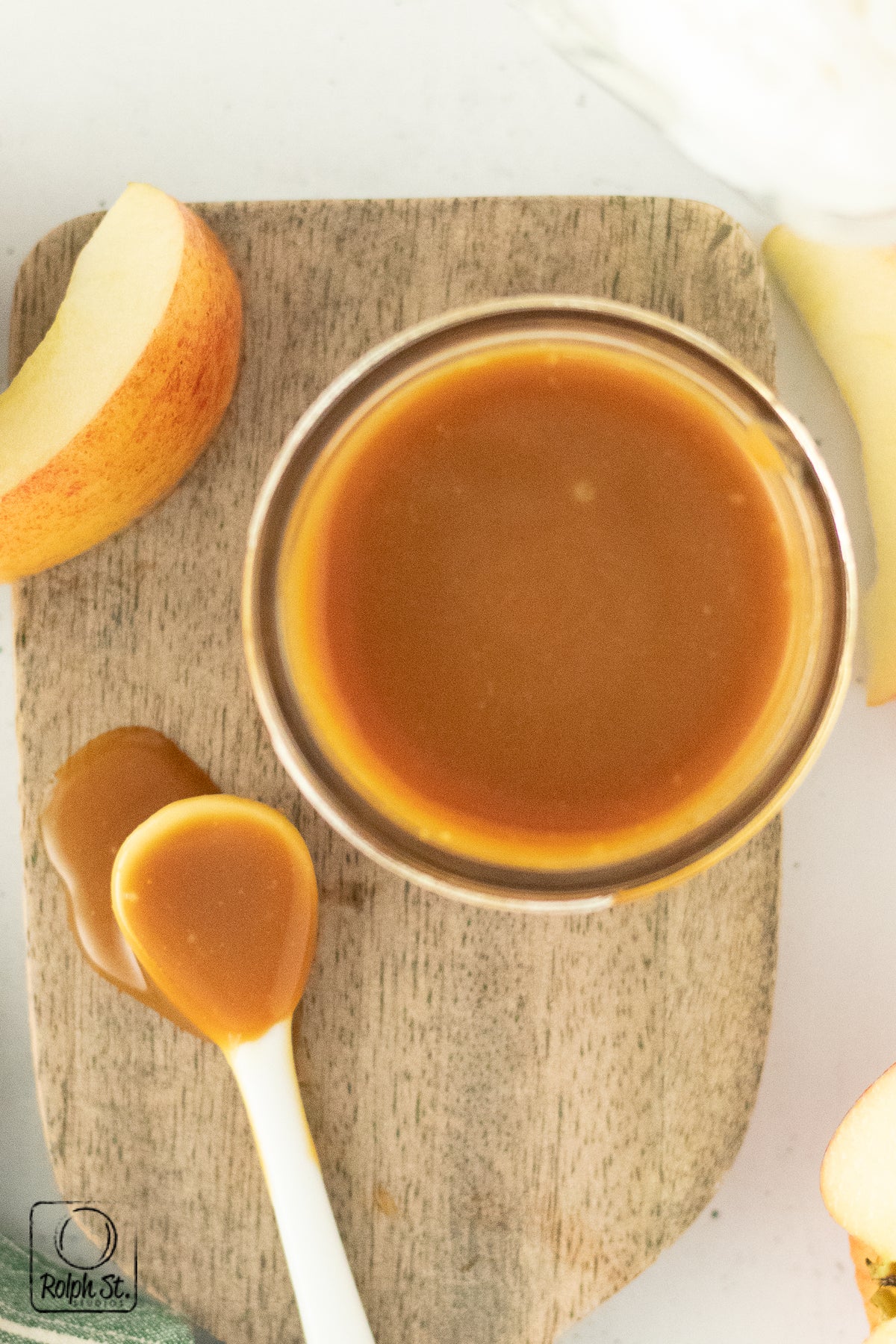 Recreation:  Caramel Rum Sauce