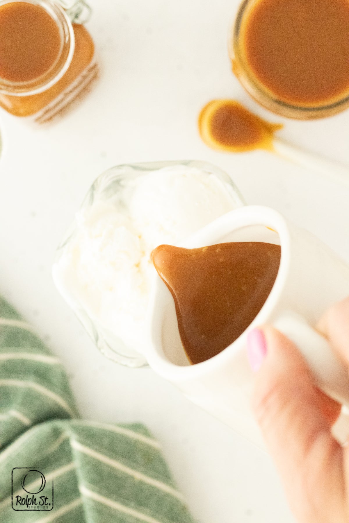 Recreation:  Caramel Rum Sauce