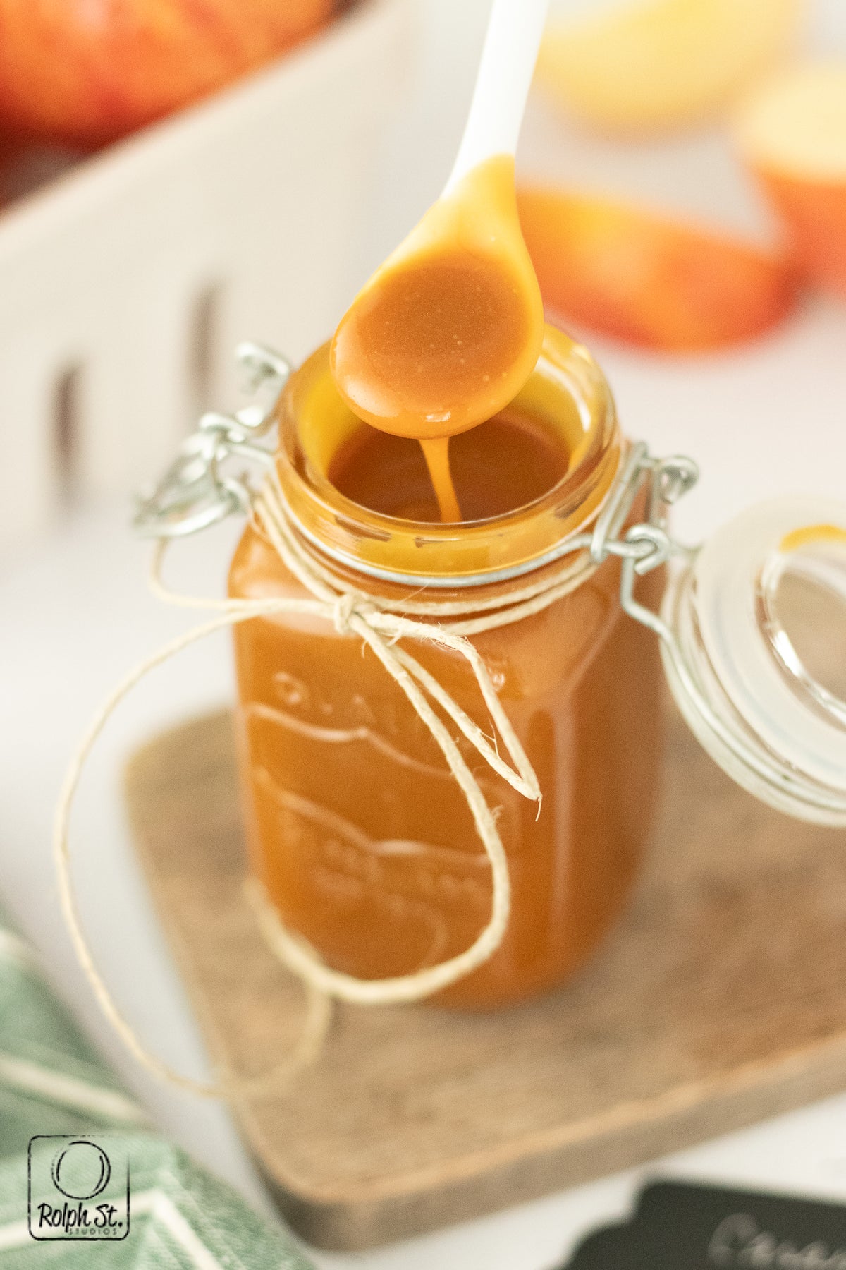 Recreation:  Caramel Rum Sauce