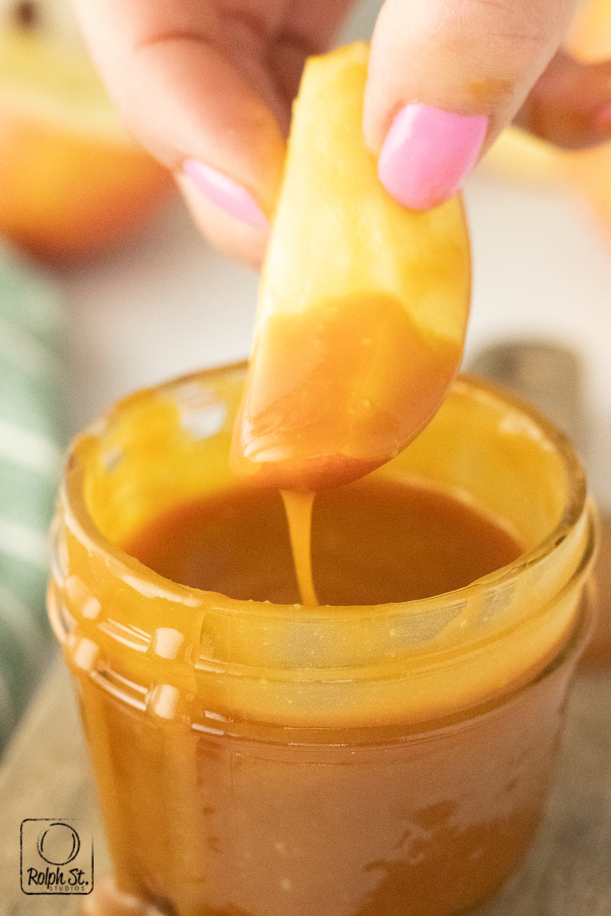 Recreation:  Caramel Rum Sauce