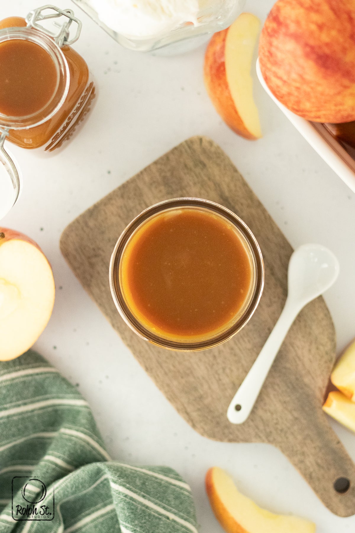 Recreation:  Caramel Rum Sauce