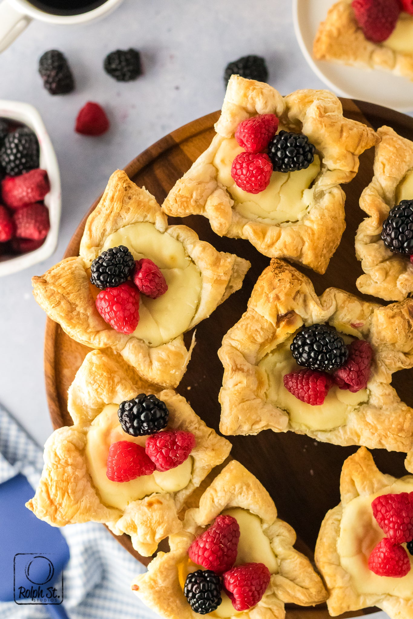 Exclusive Cheese Crowns