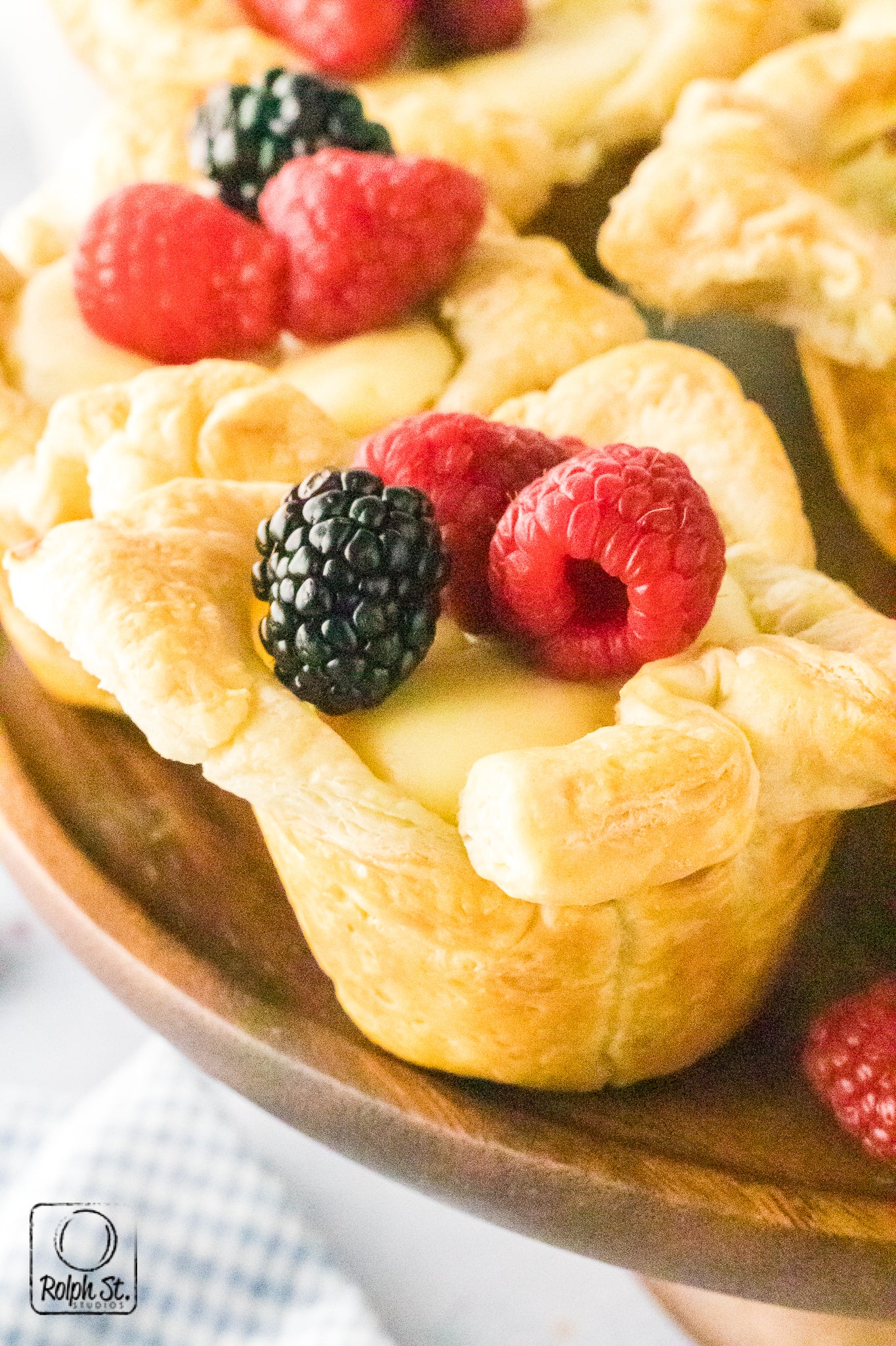 Exclusive Cheese Crowns