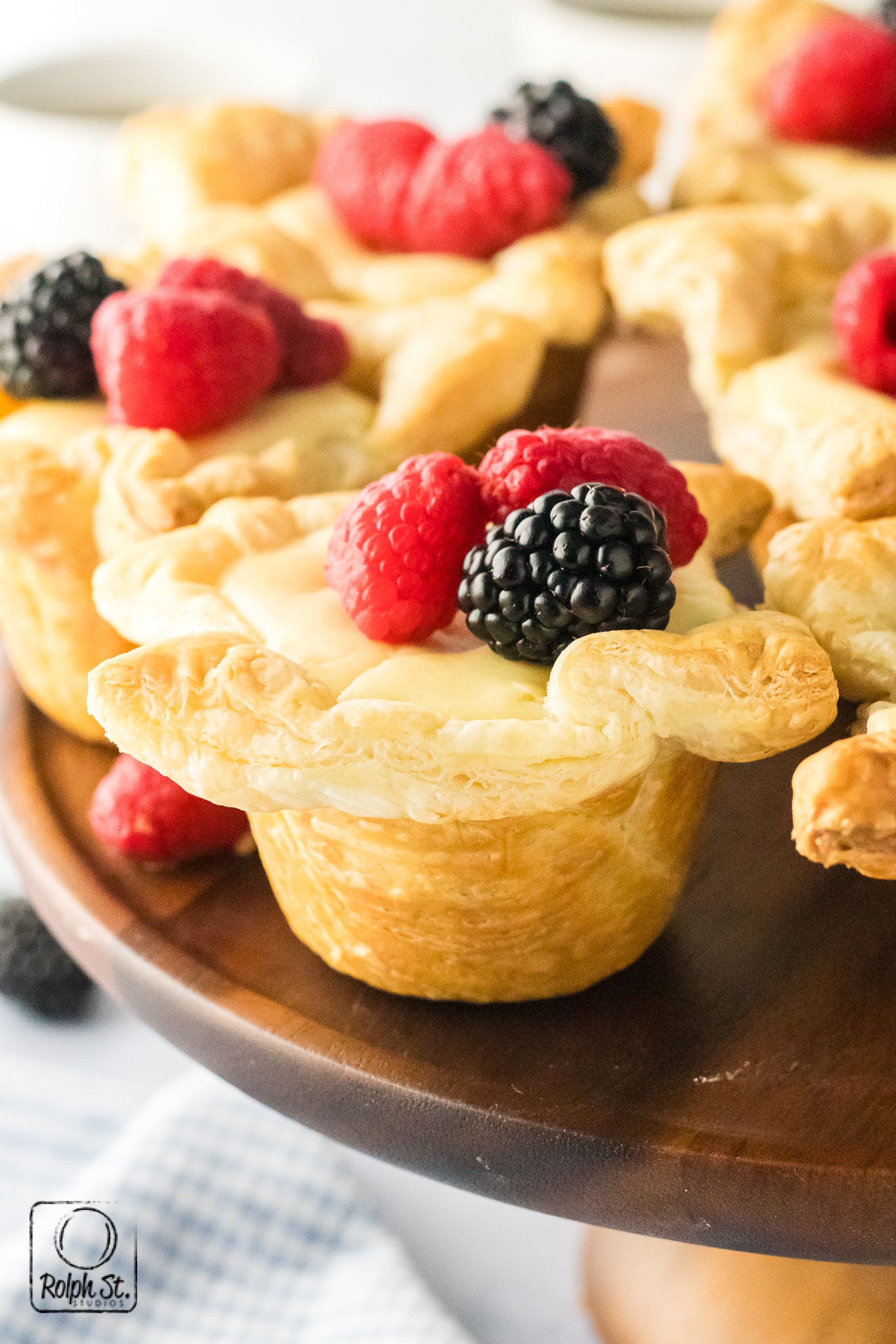 Exclusive Cheese Crowns