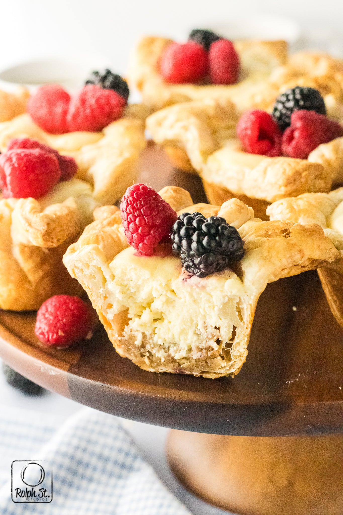 Exclusive Cheese Crowns