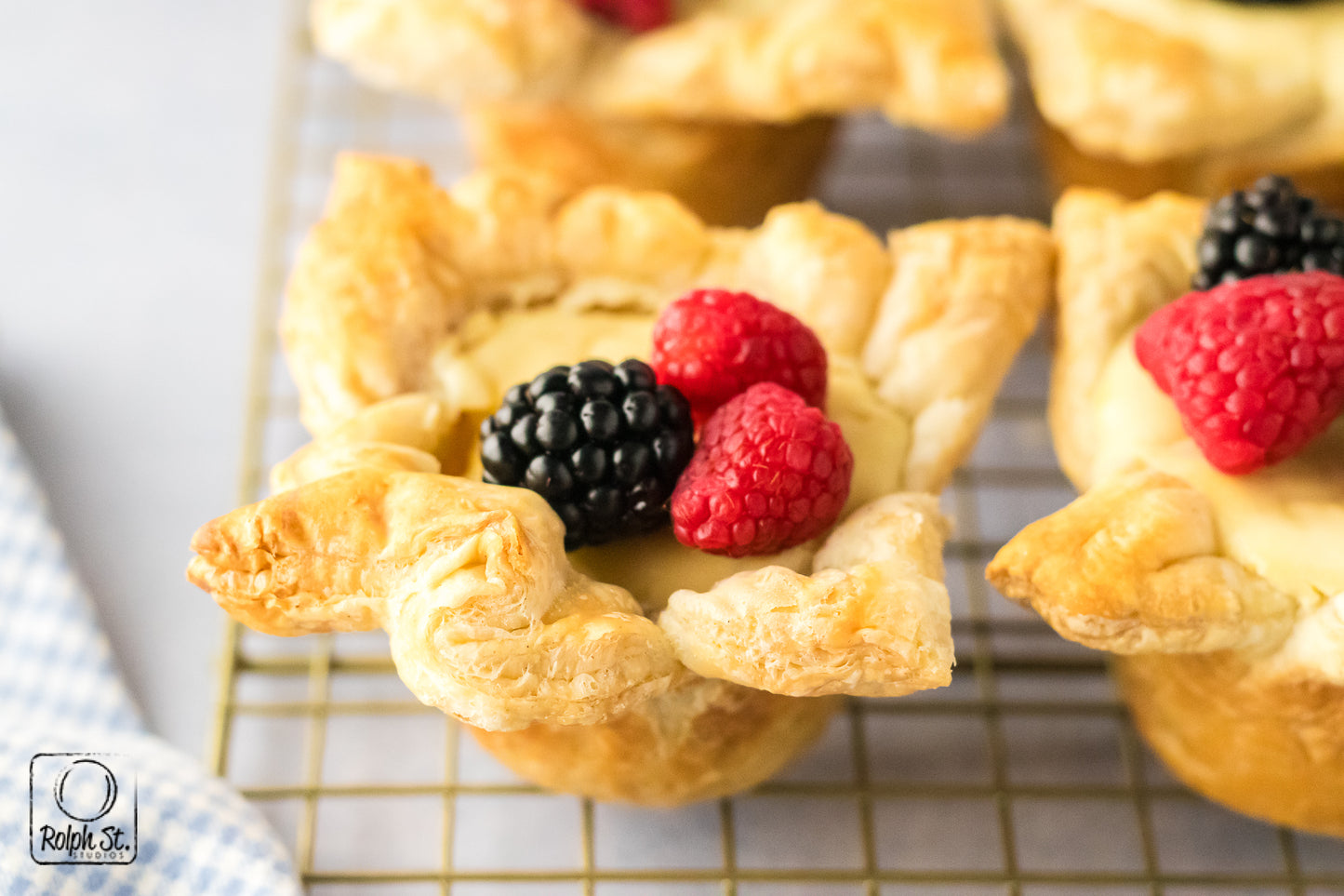 Exclusive Cheese Crowns