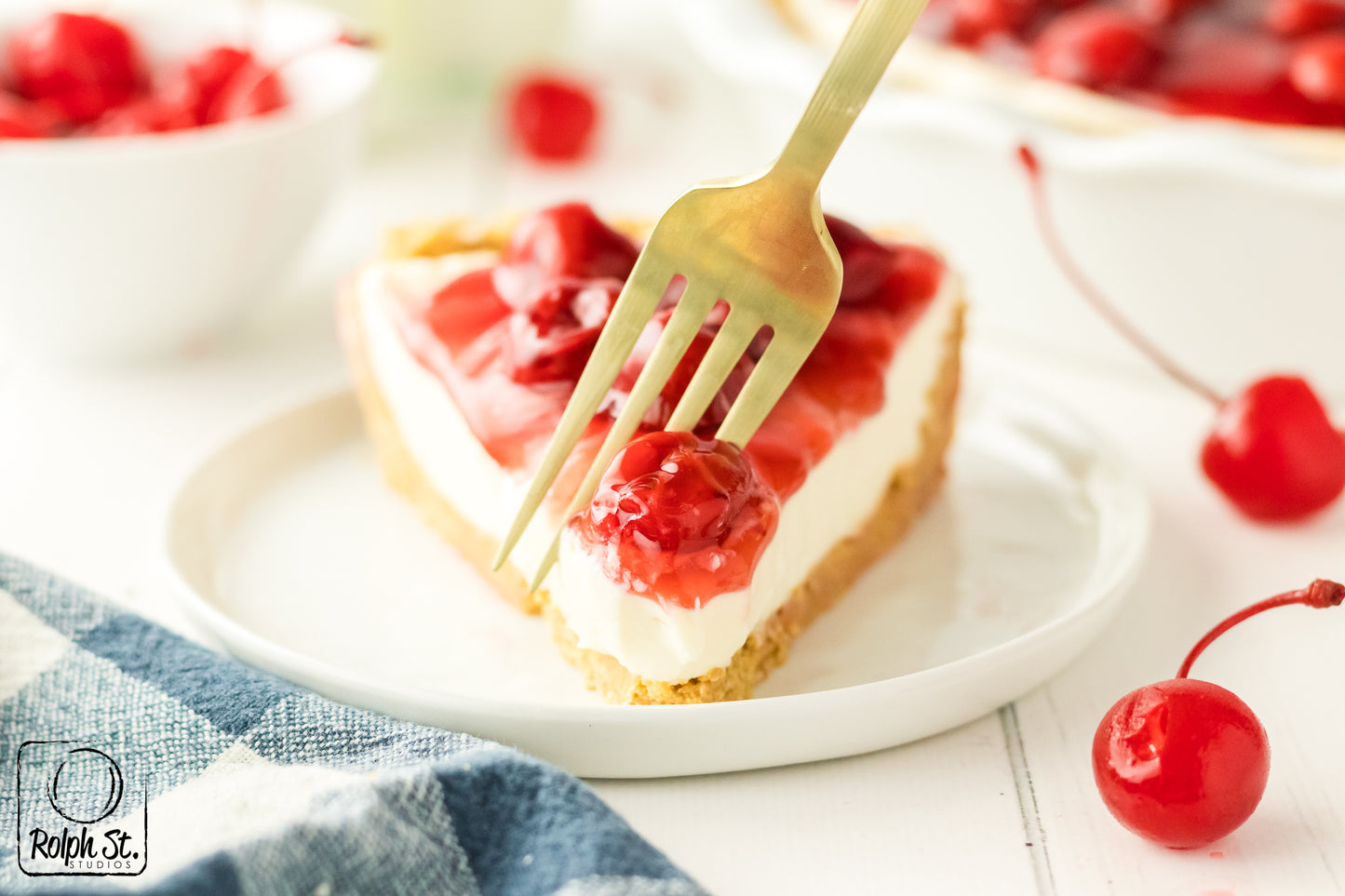 Exclusive No-Bake Cherry Cheesecake