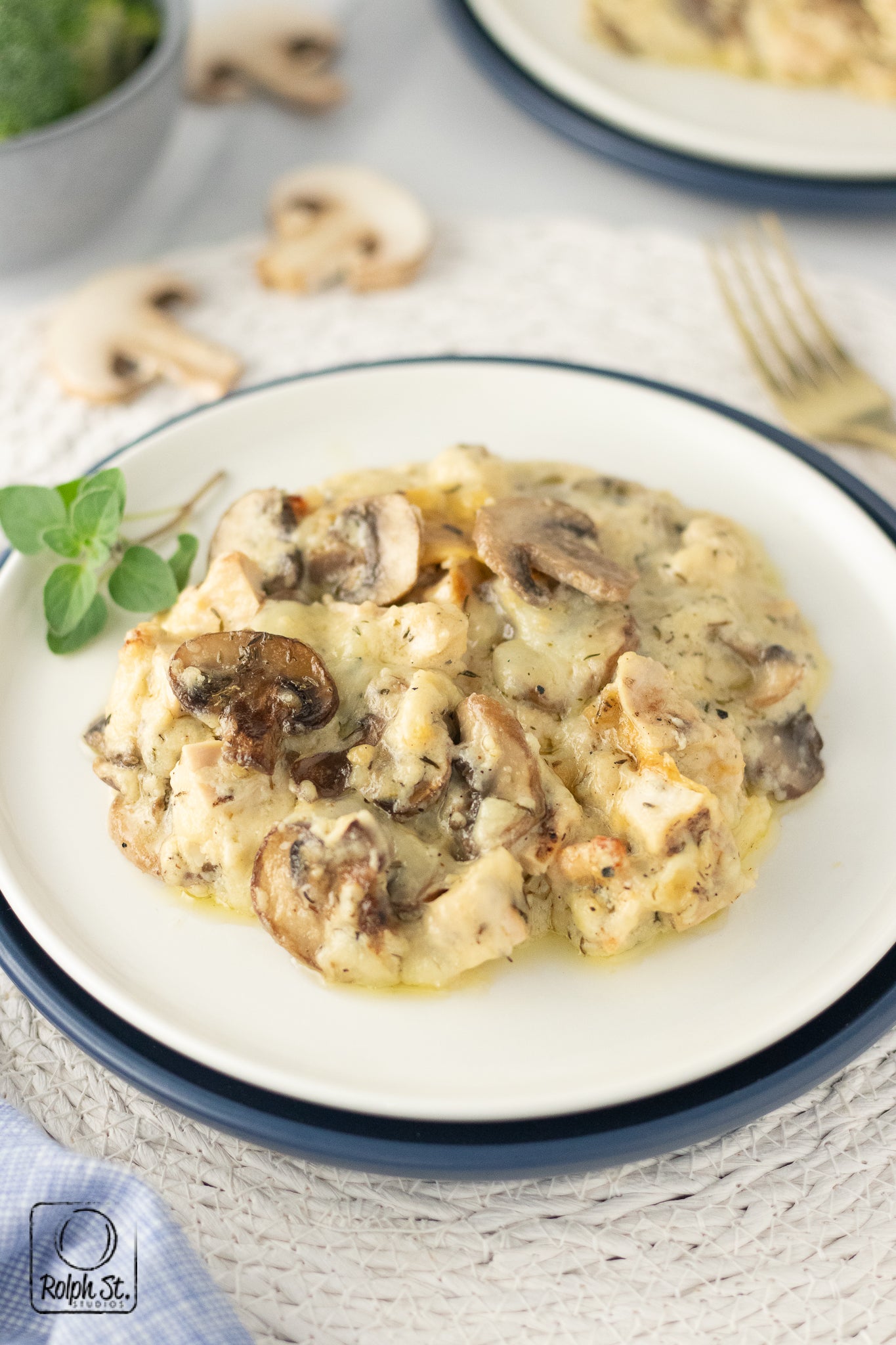 Recreation: Keto Garlic Chicken Mushroom Casserole